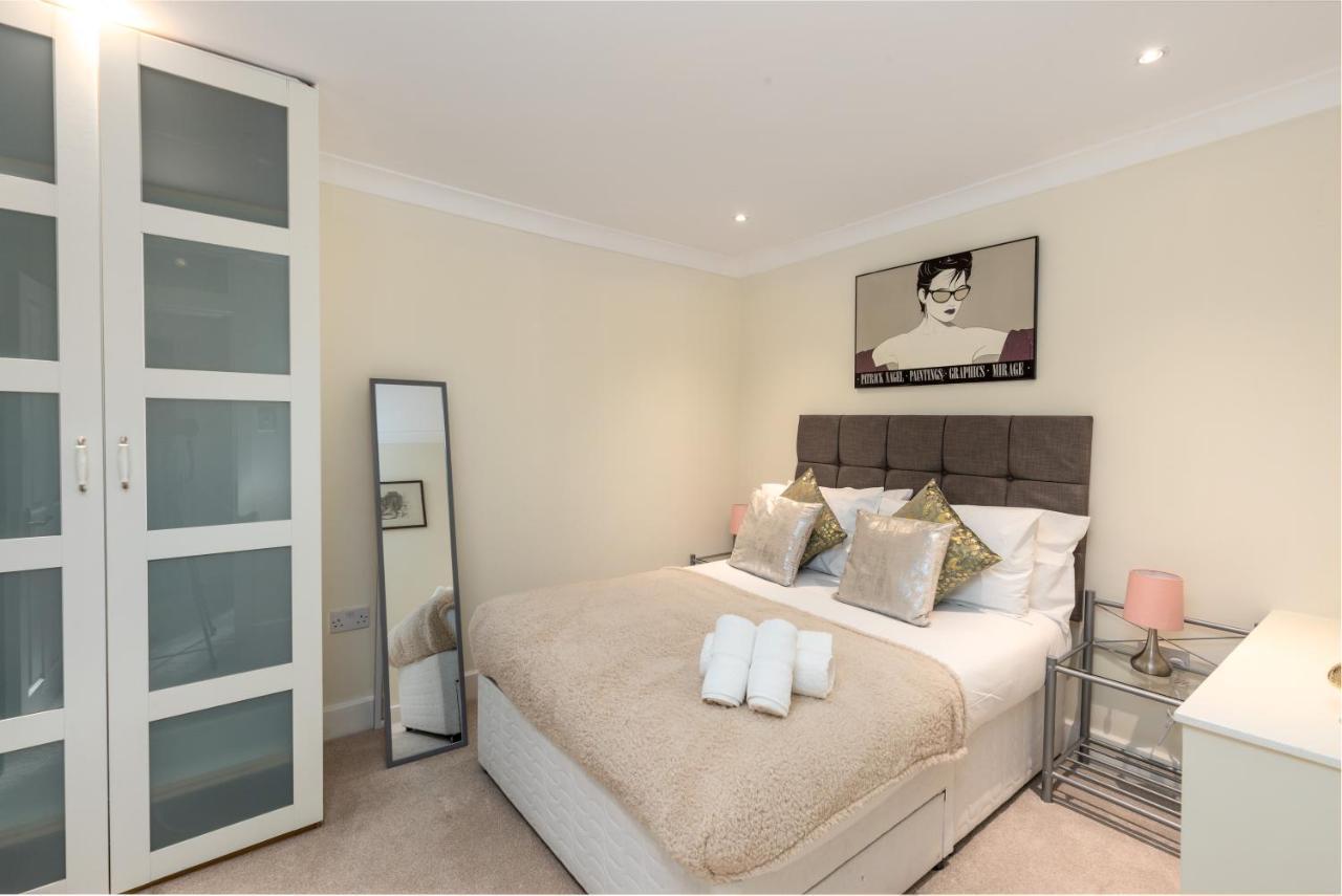 Apartment Stunning 3 Bed Townhouse London