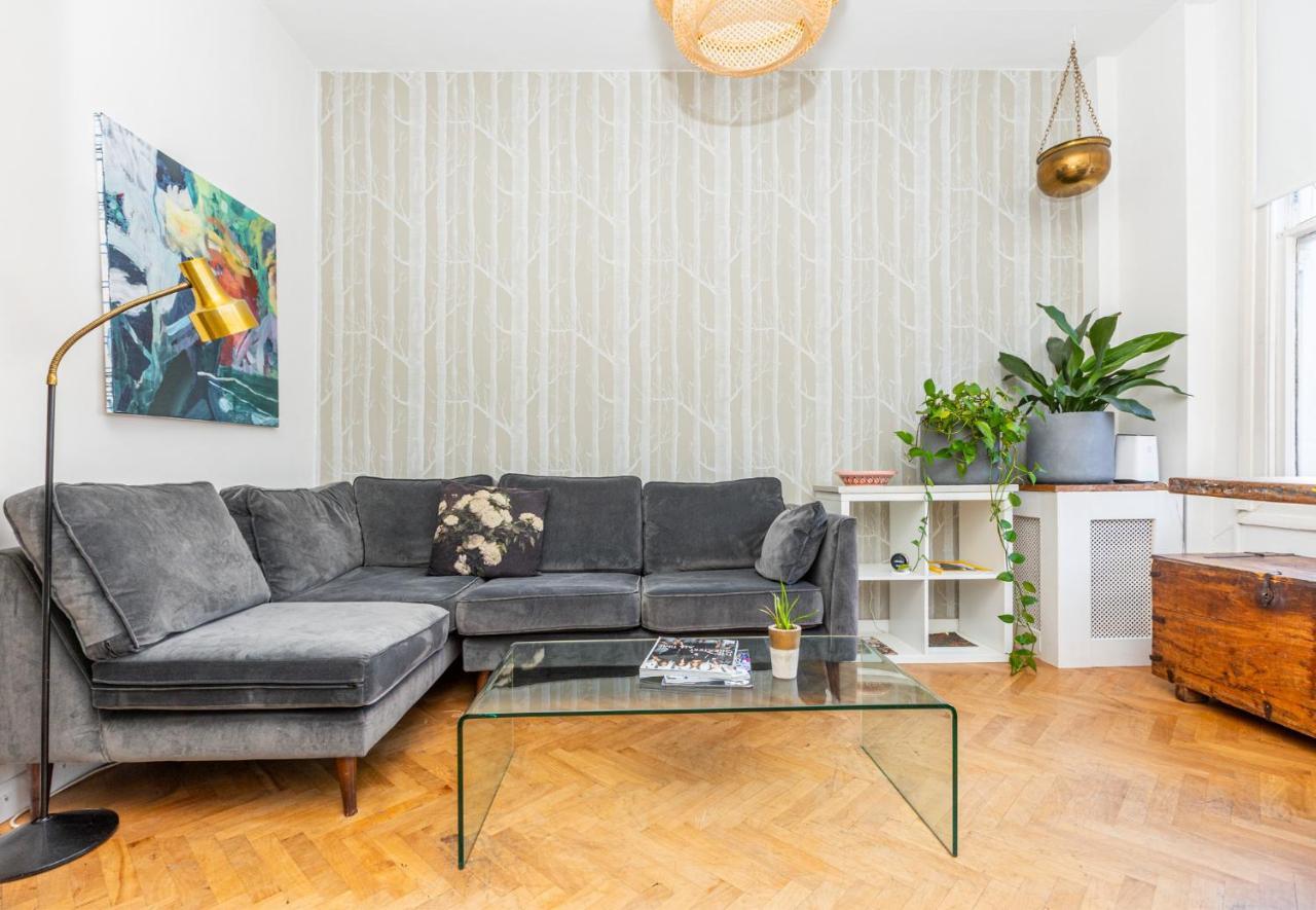 Stunning 2br Wpatio In Dalston, 2 Min To Tube London