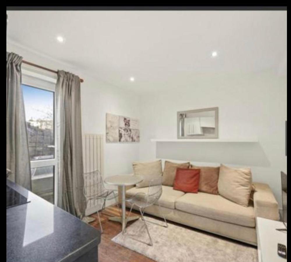 Luxury City Centre Apartment London