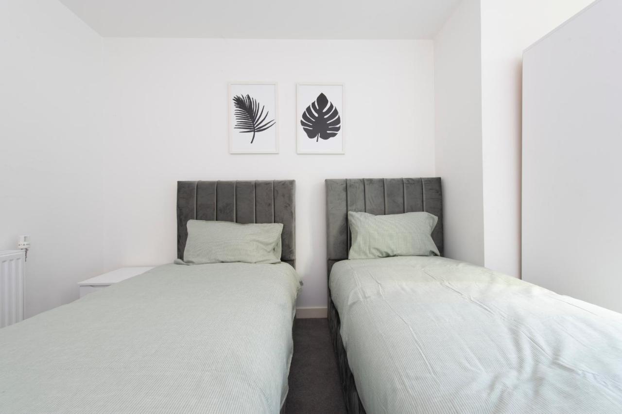Stunning Luxury 2 Bedroom Apartamento