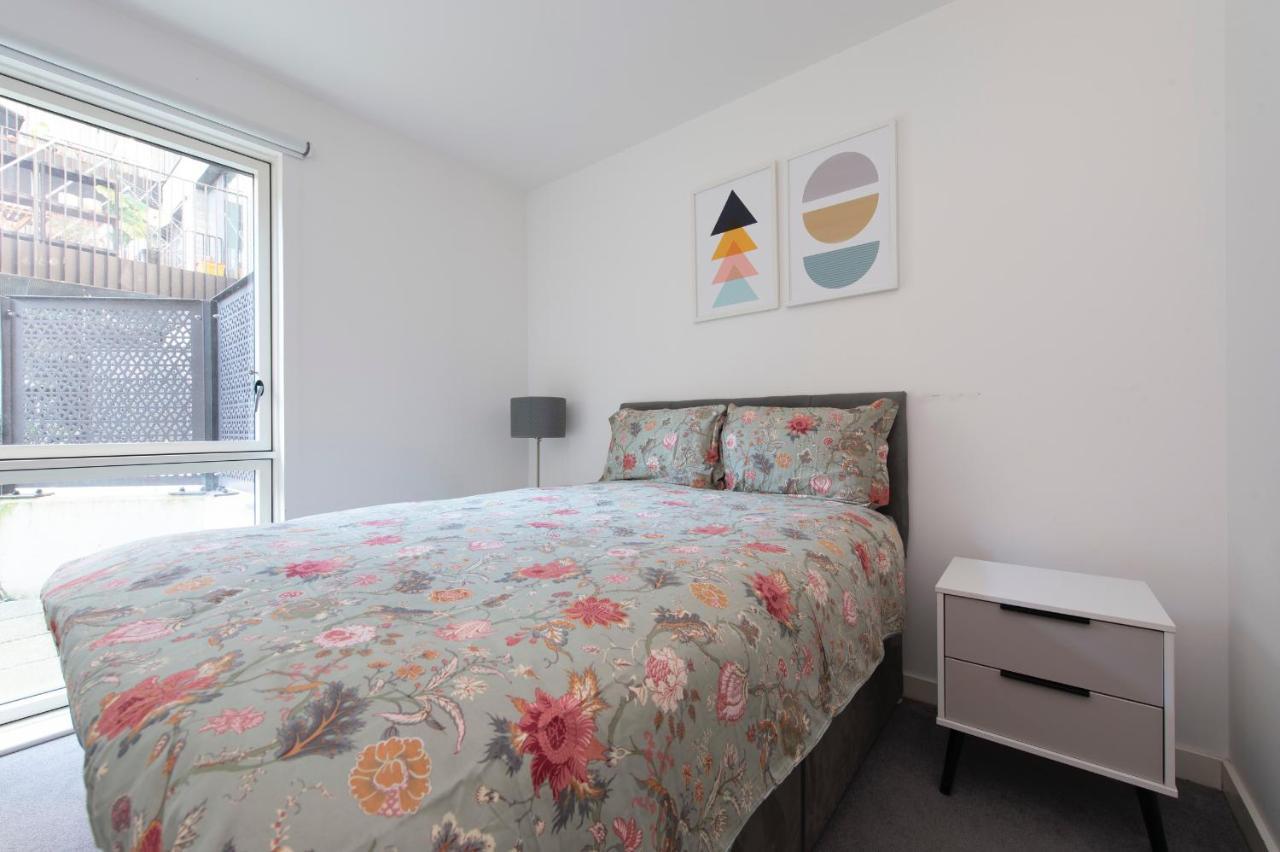Stunning Luxury 2 Bedroom Apartamento Londres