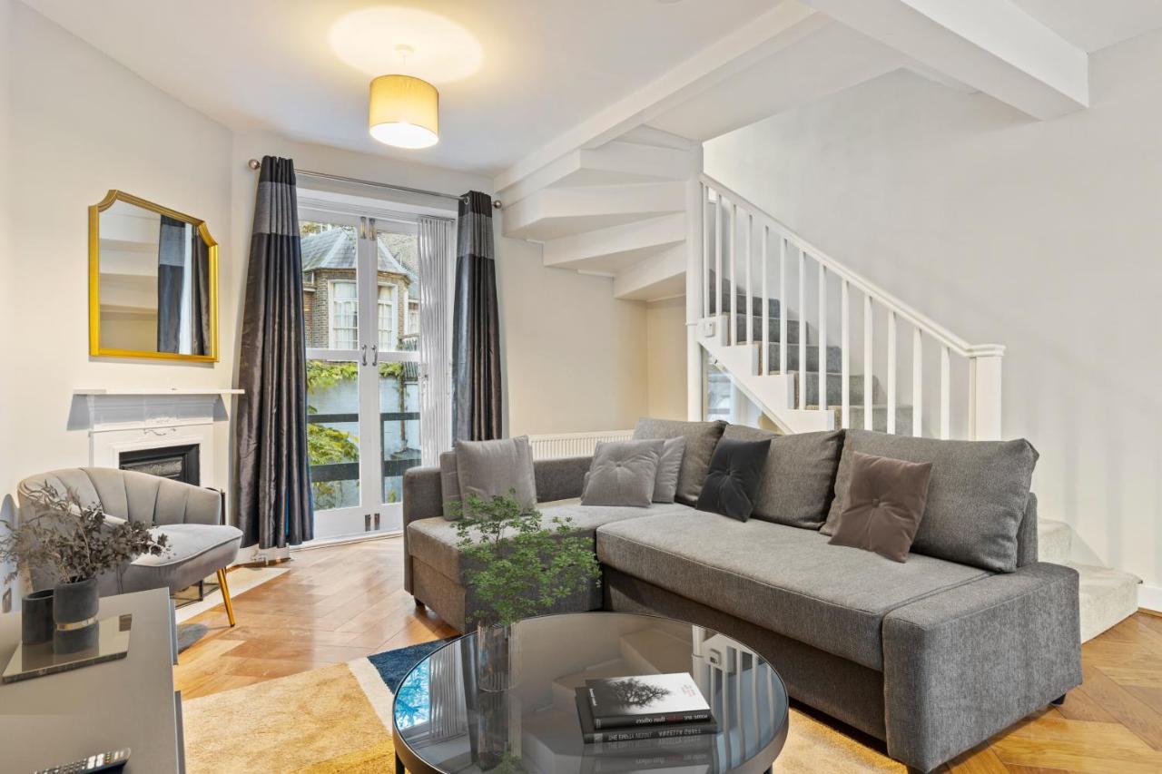 Luxurious 2-bed With Private Sauna By Dena Elite Collection Holiday home London