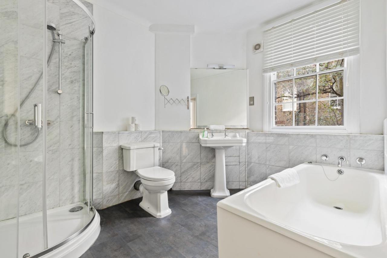 Luxurious 2-bed With Private Sauna By Dena Elite Collection Holiday home London