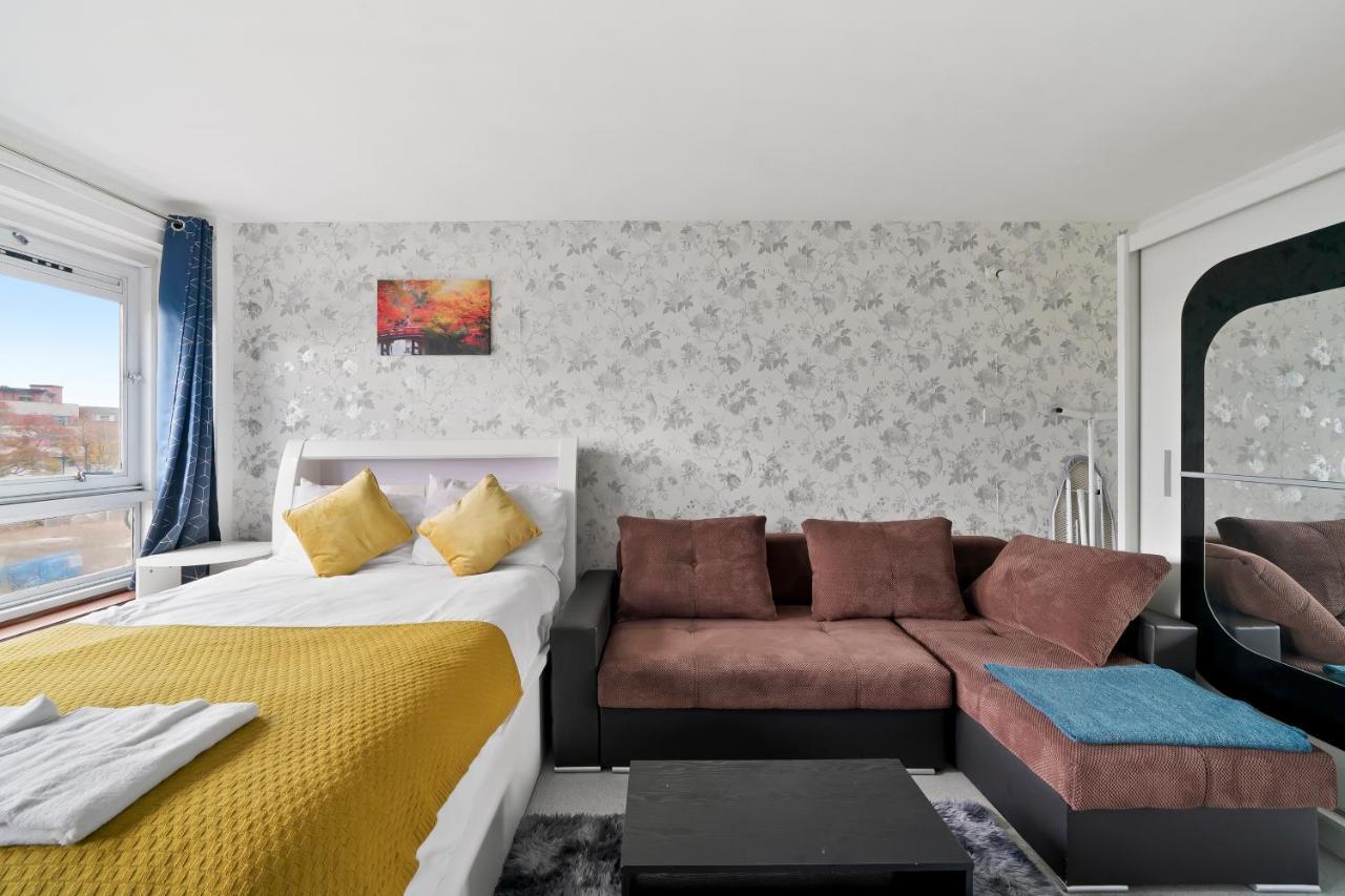 Impeccable 1-bed In * London