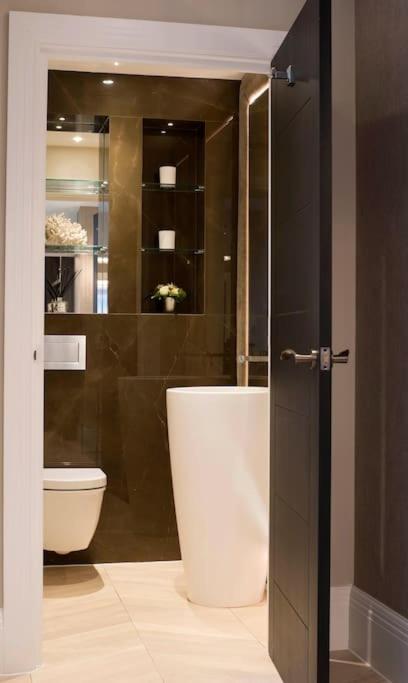 New, Luxury 3 Bed Duplex In Covent Garden Apartamento