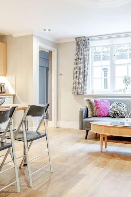 Elegant Marylebone Hideaway * London