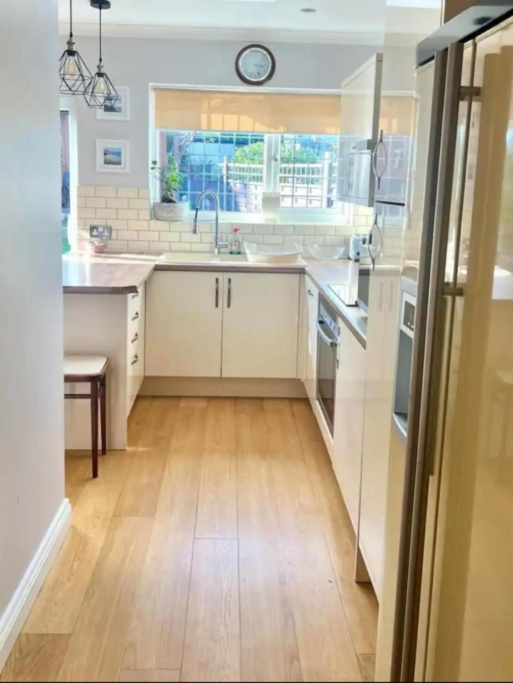 Stunning One Bedroom With Garden * London