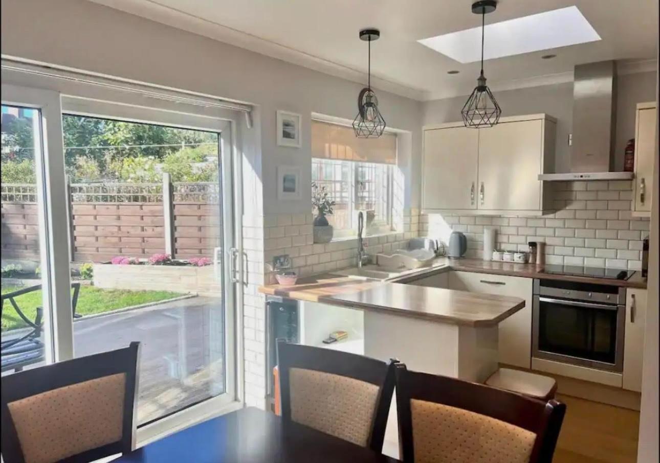 Stunning One Bedroom With Garden