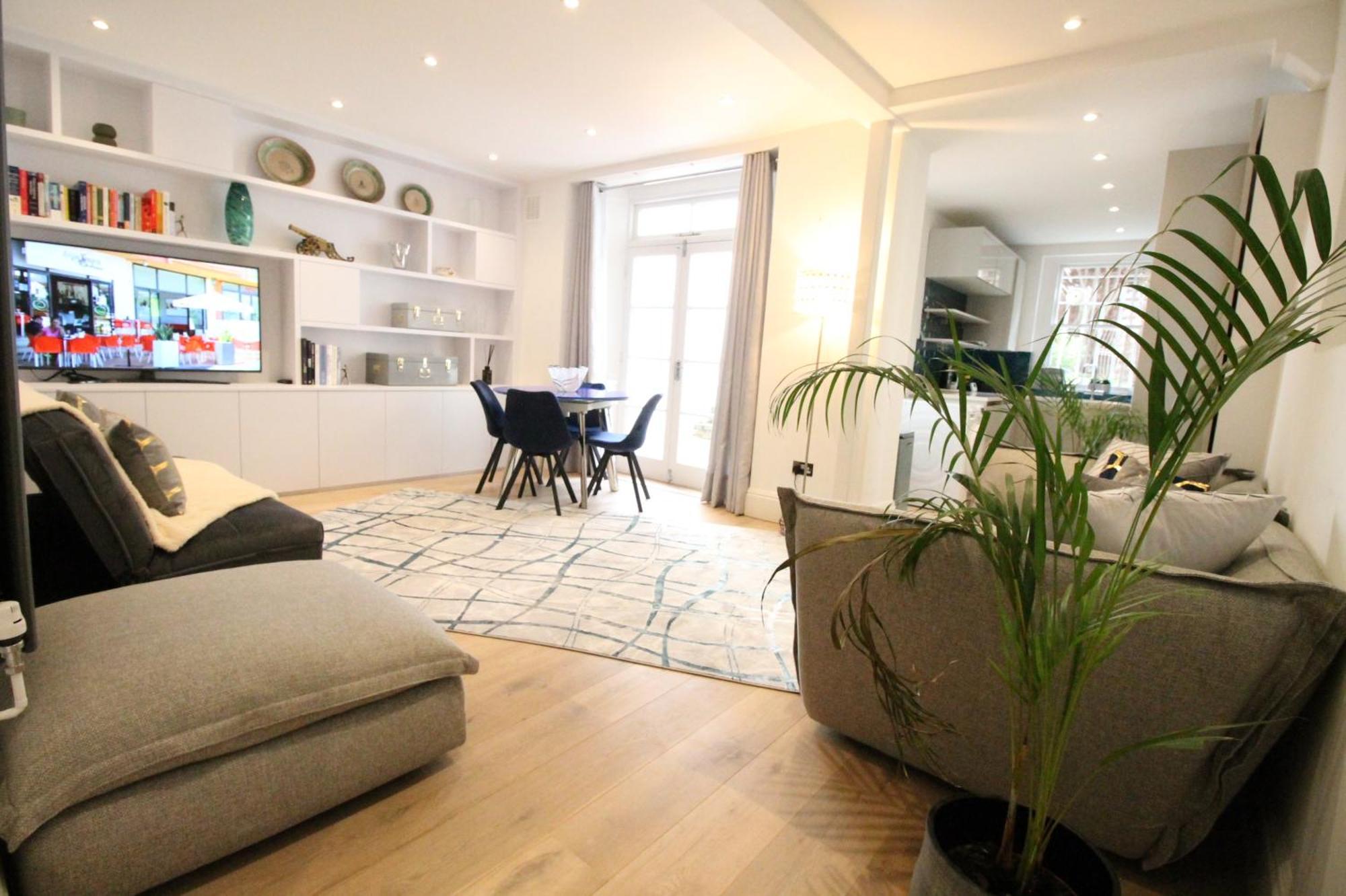 Trendy 2bedroom And 2 Bathroom Flat, Quiet Nottinghill Street *