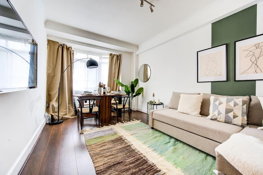 Oxford Circus Chic Modern Flat For 4 Apartment London