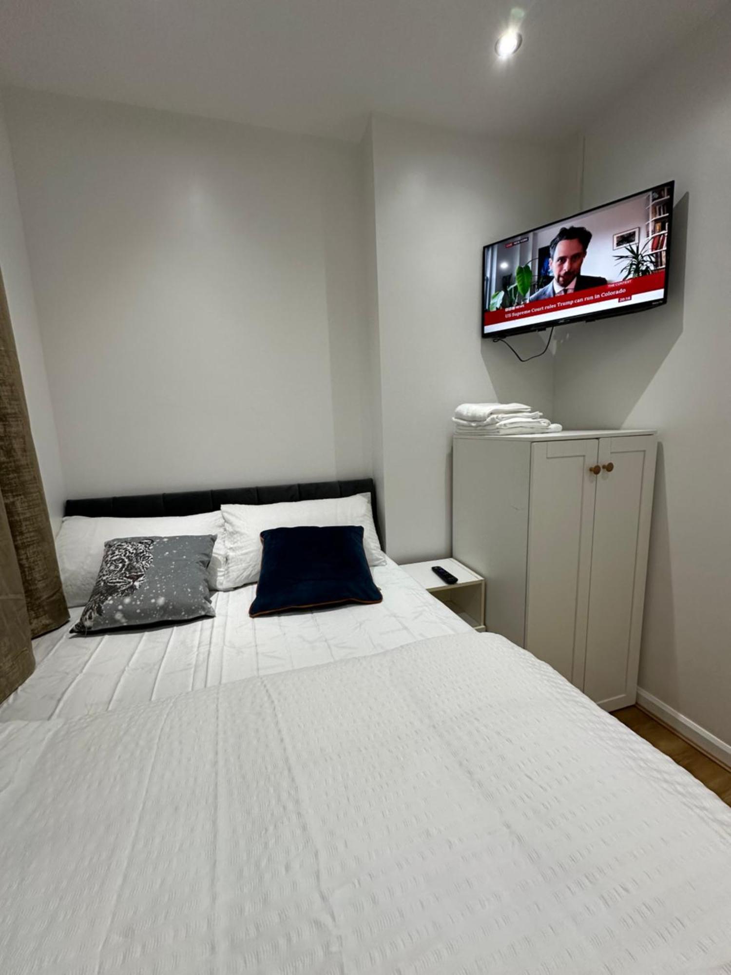 Smart Cosy/small Double In Oakridge Road Bromley London