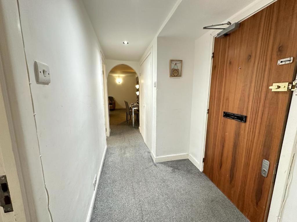 Park Lane Two Bedroom Apartment