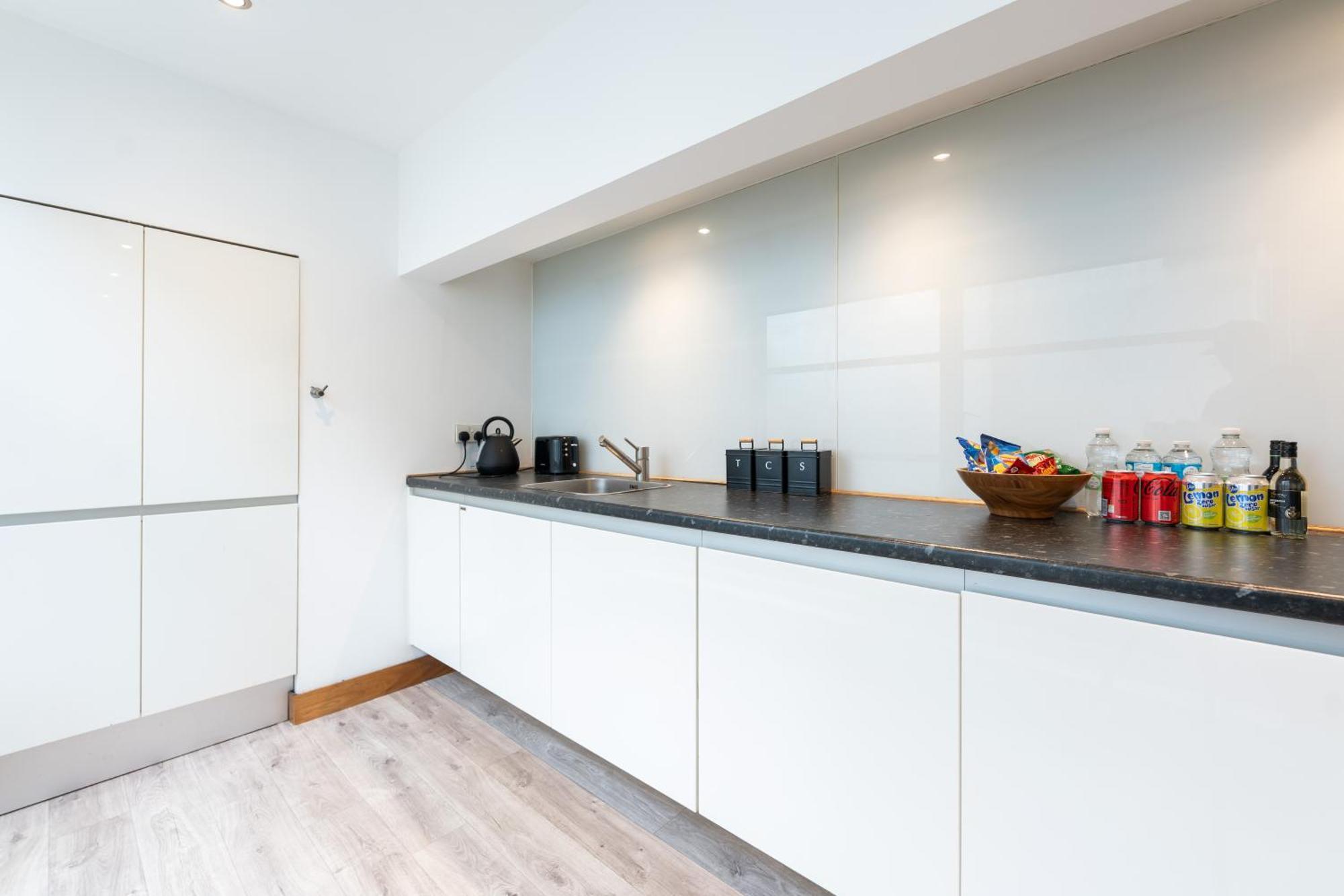 Luxury 2 Bedroom Flat In Bell Street Apartment *
