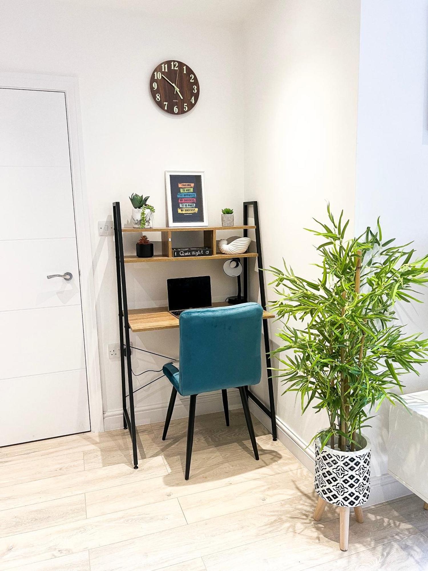 Luxury House With 2 Bedrooms Free Driveway Parking Close To Central Wembley Stadium And Shopping Malls London
