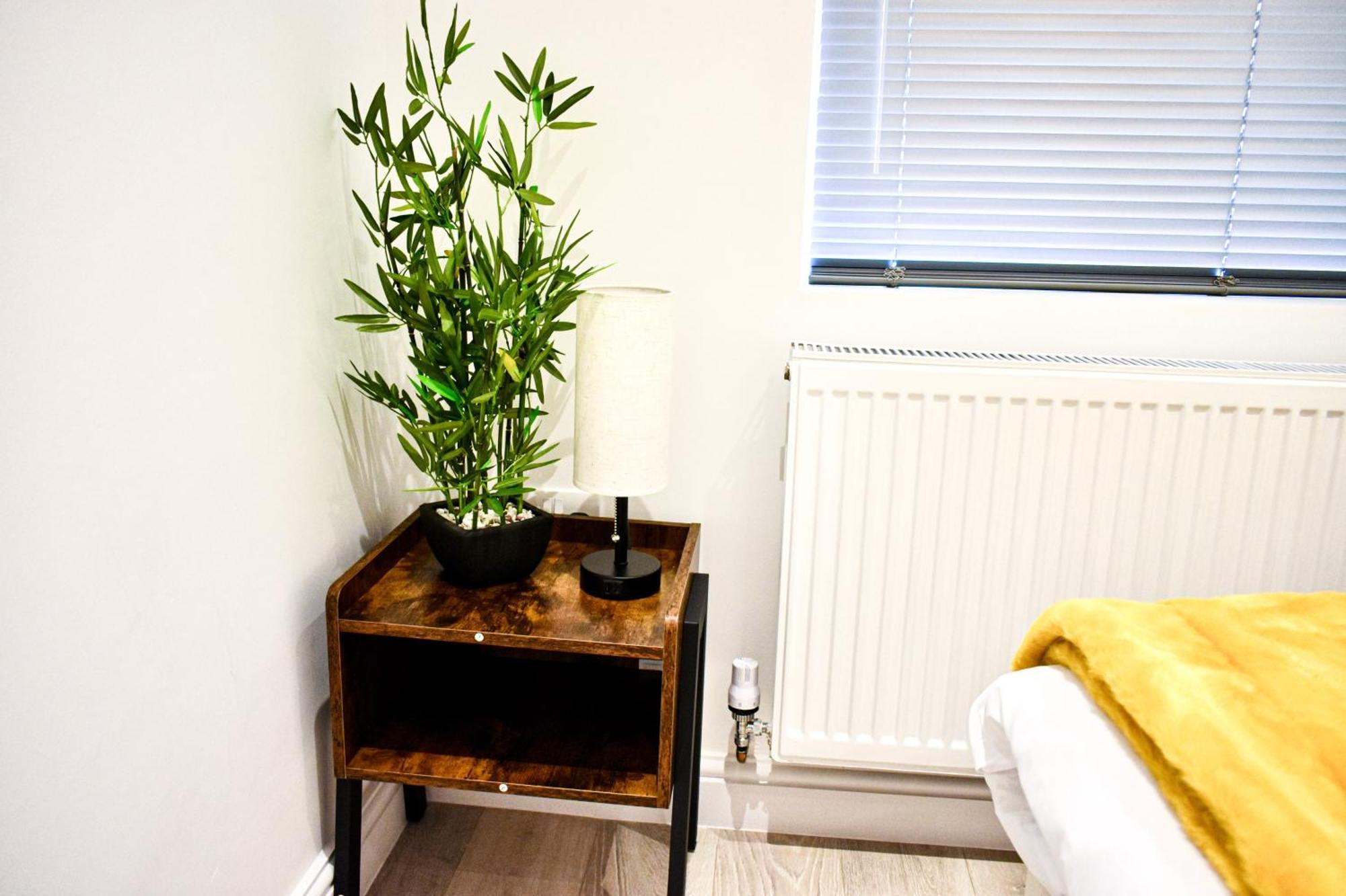 Luxury House With 2 Bedrooms Free Driveway Parking Close To Central Wembley Stadium And Shopping Malls Apartment London