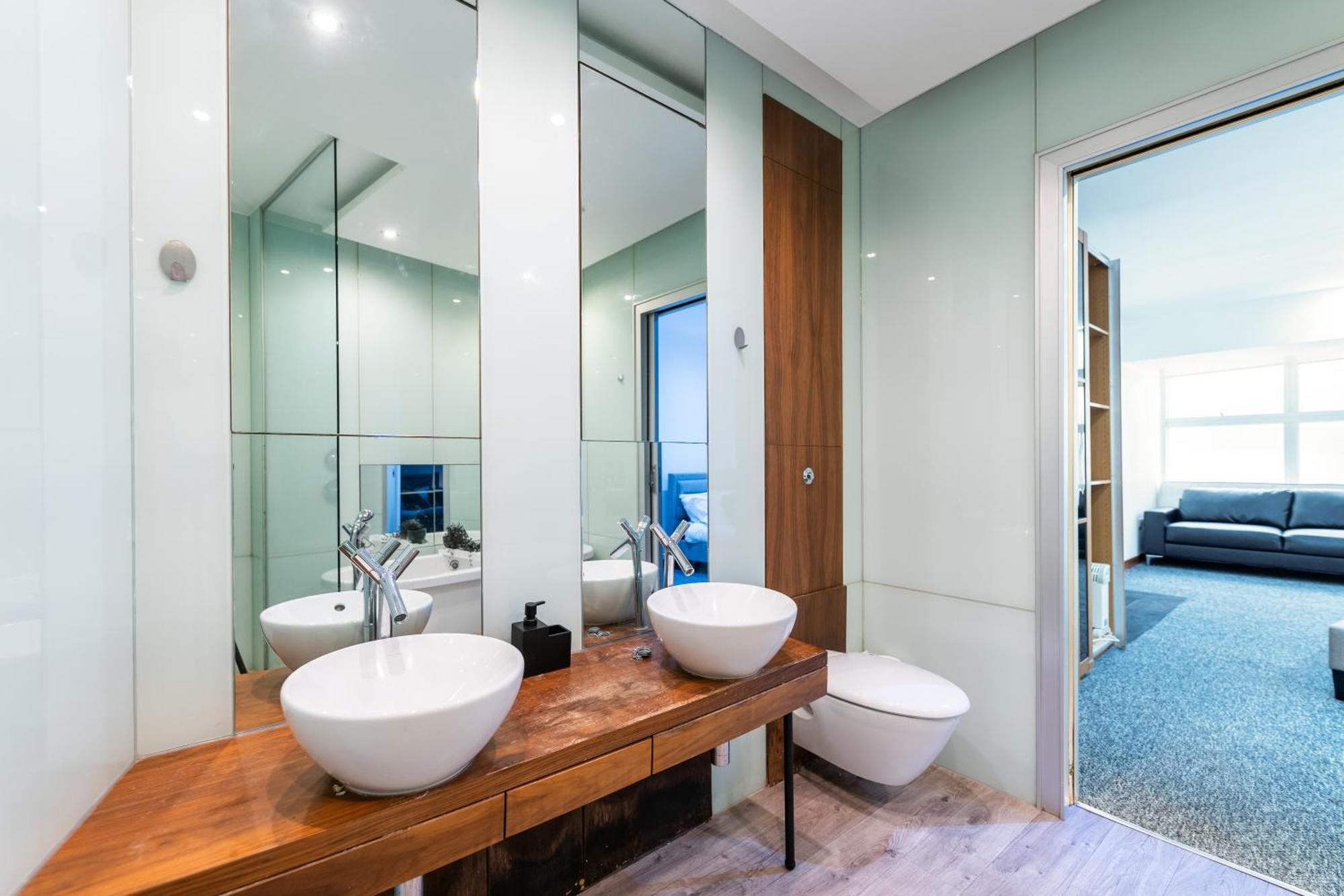 Luxury 2 Bedroom Flat In Bell Street Apartment