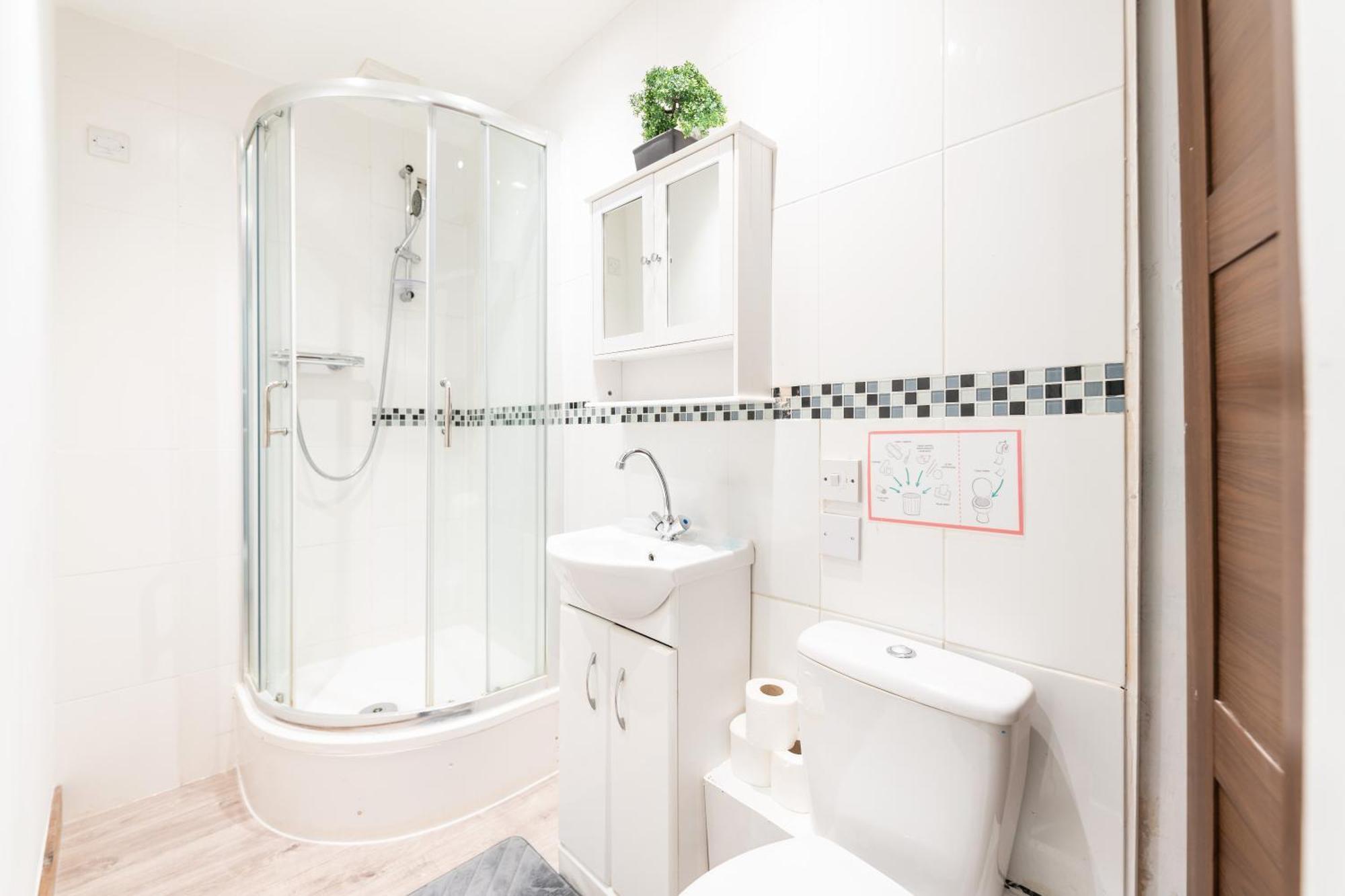 Apartment Luxury 2 Bedroom Flat In Bell Street London