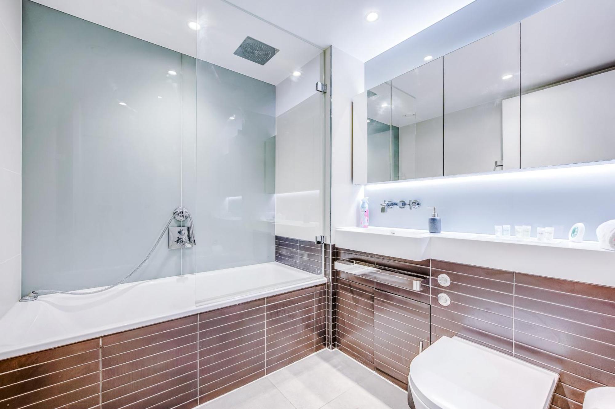 Casa de férias Stunning 2-bed In By 53 Degrees Property, Centre, Amazing Views! *