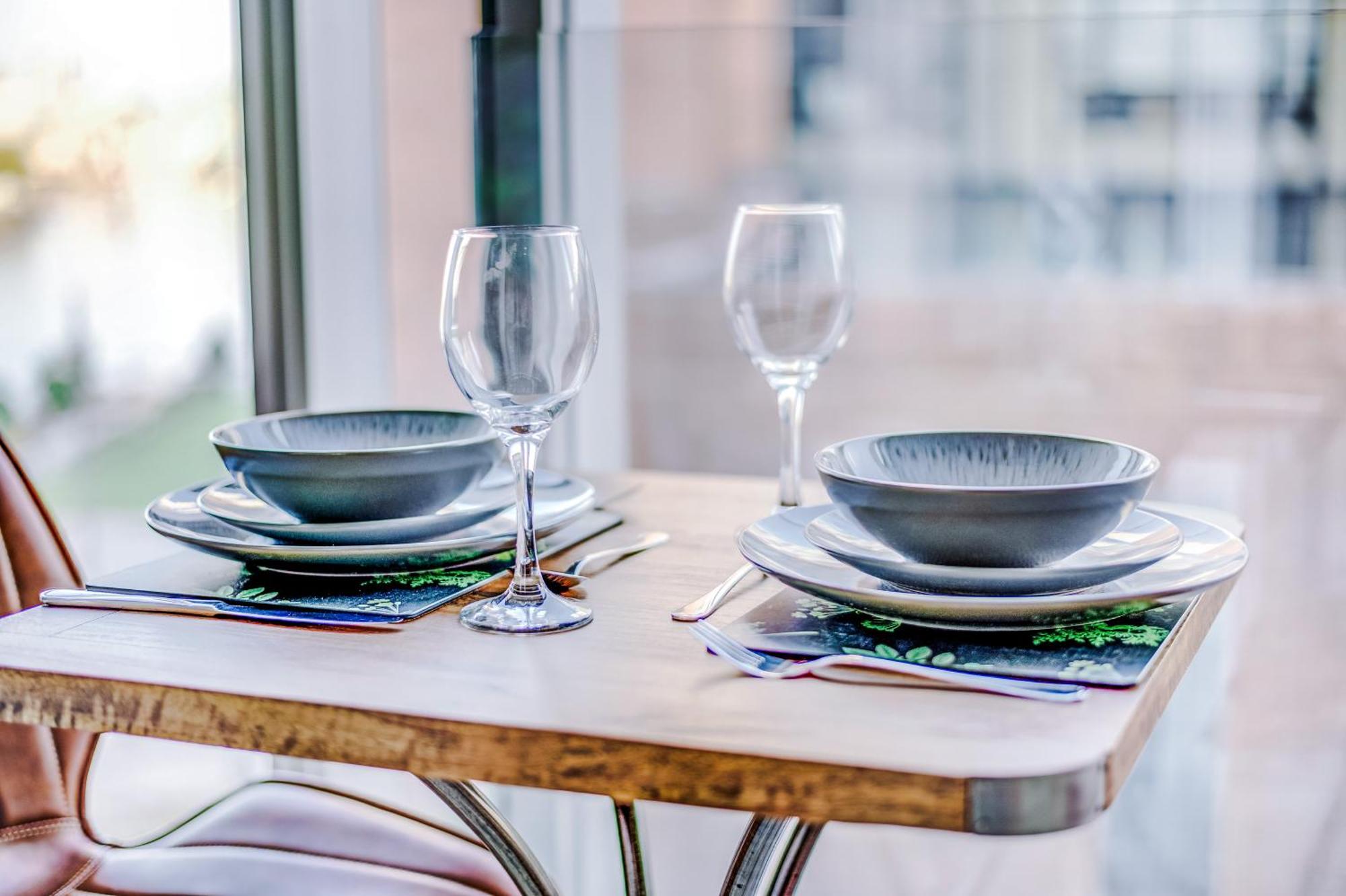 Stunning 2-bed In By 53 Degrees Property, Centre, Amazing Views! Casa de férias Londres