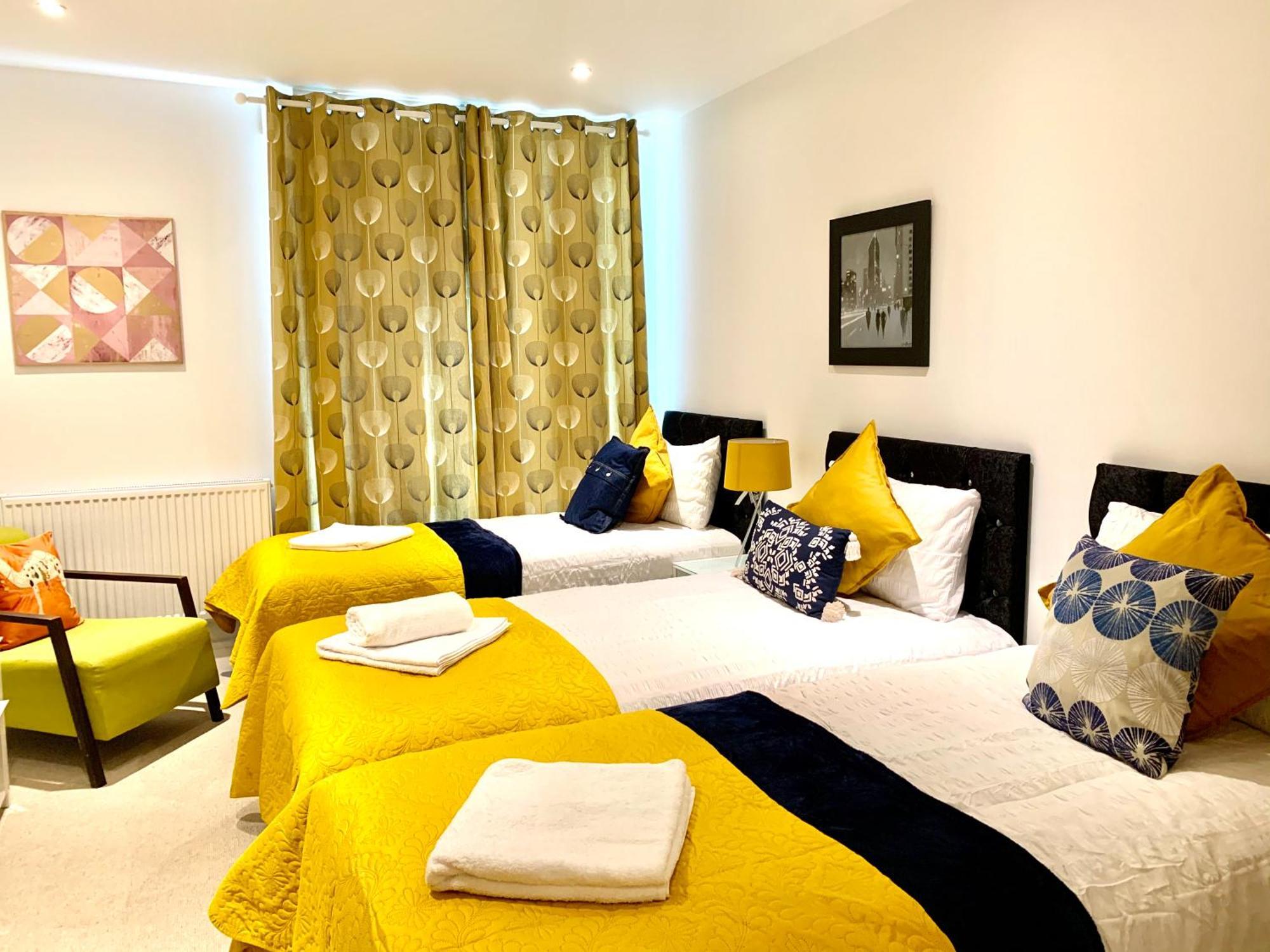 Dockland Excel 2 Bedroom London