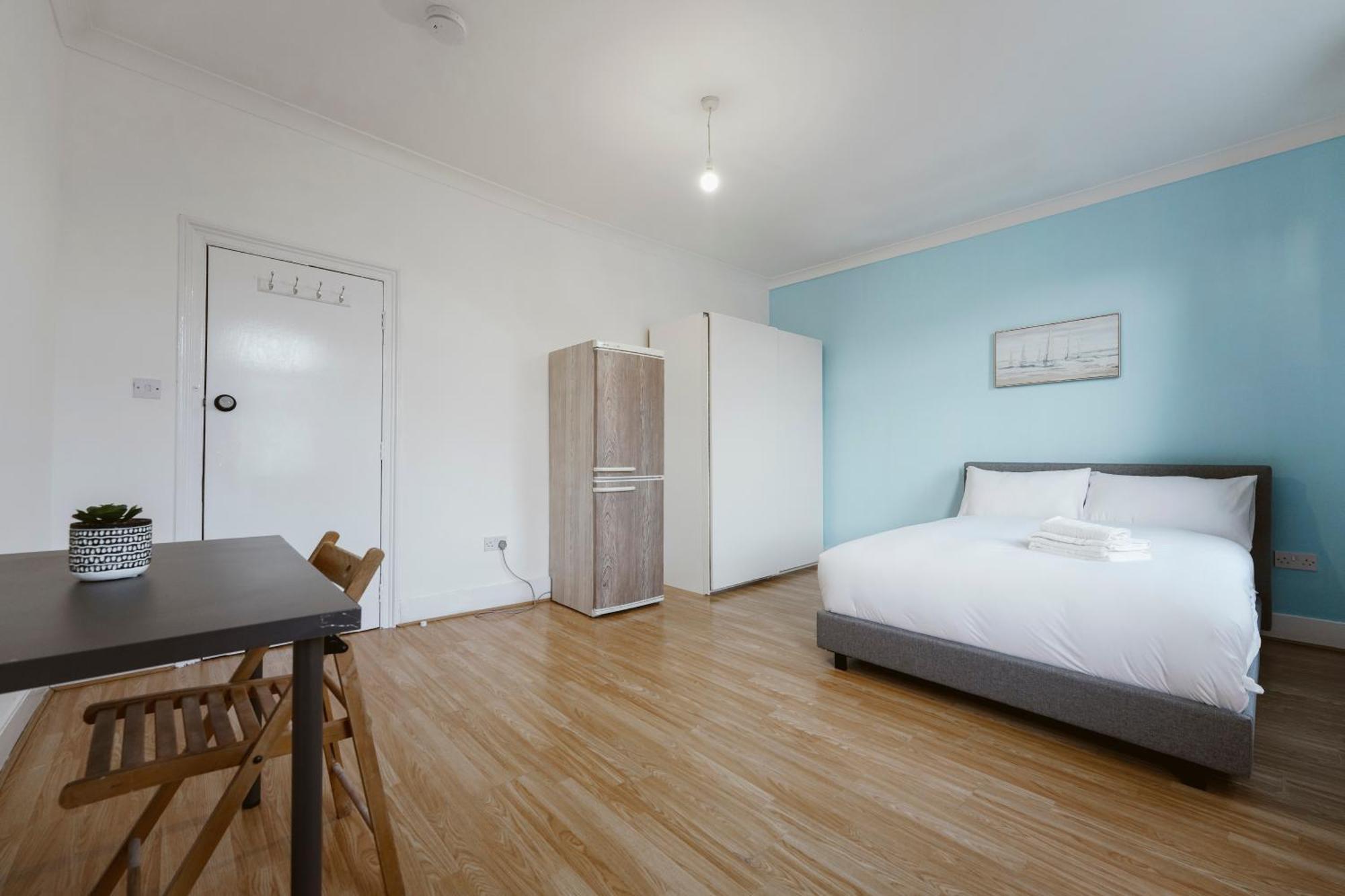 Stratford Double - 29 Guest house London