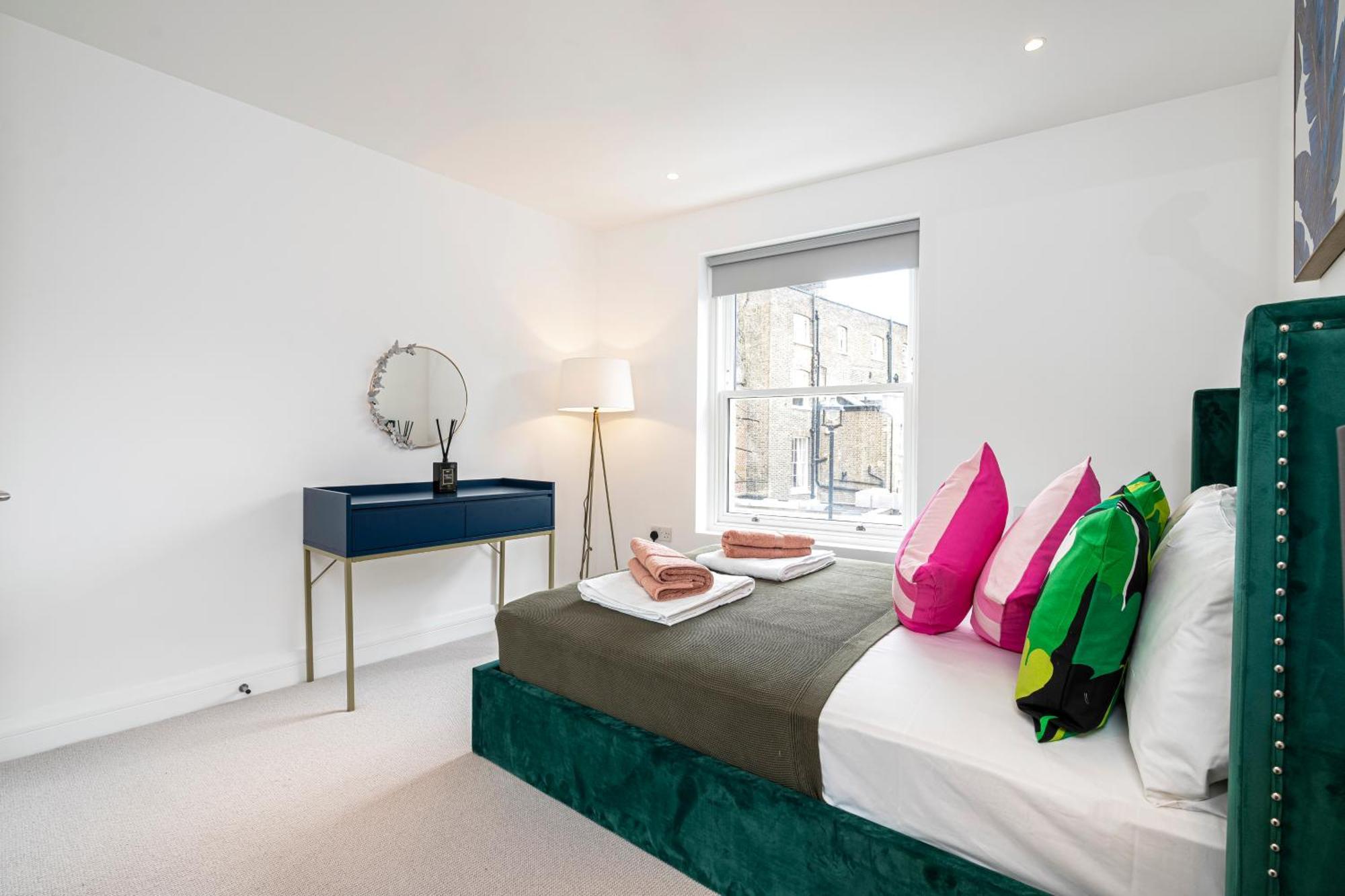 Belgravia Apartment