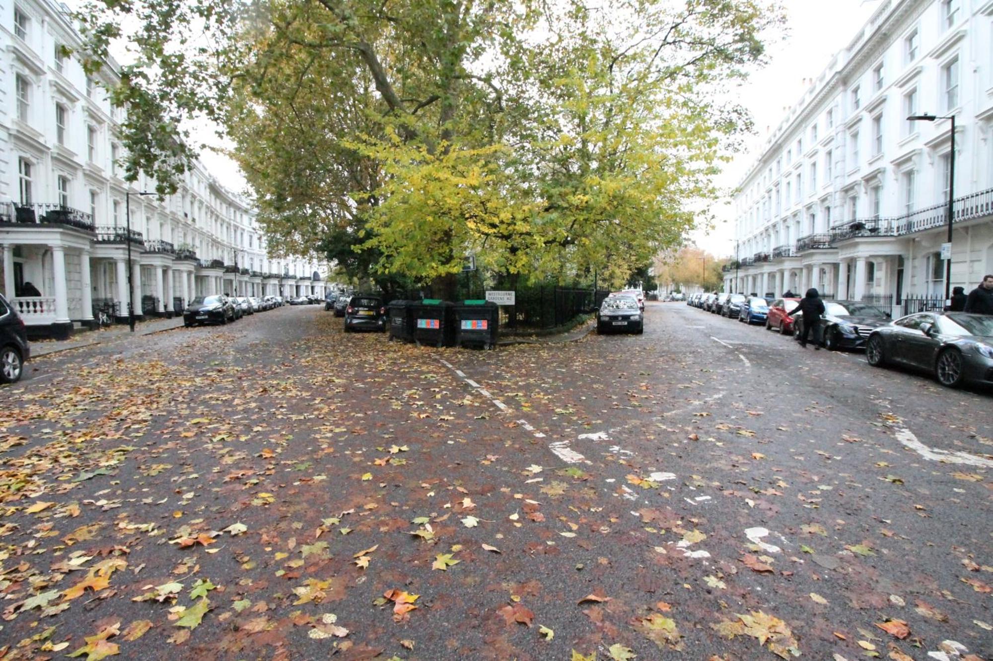 Trendy 2bedroom And 2 Bathroom Flat, Quiet Nottinghill Street Apartment London