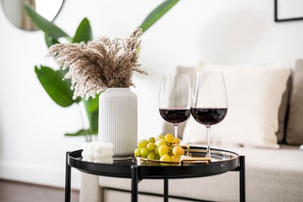 Oxford Circus Chic Modern Flat For 4