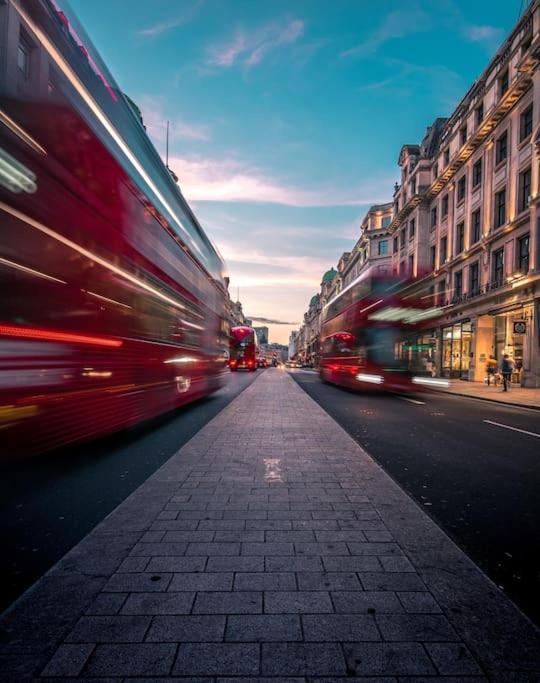 Apartment Oxford Circus Chic Modern Flat For 4 London