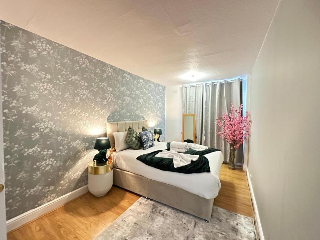 Apartment Hyde Park Three Bedroom *