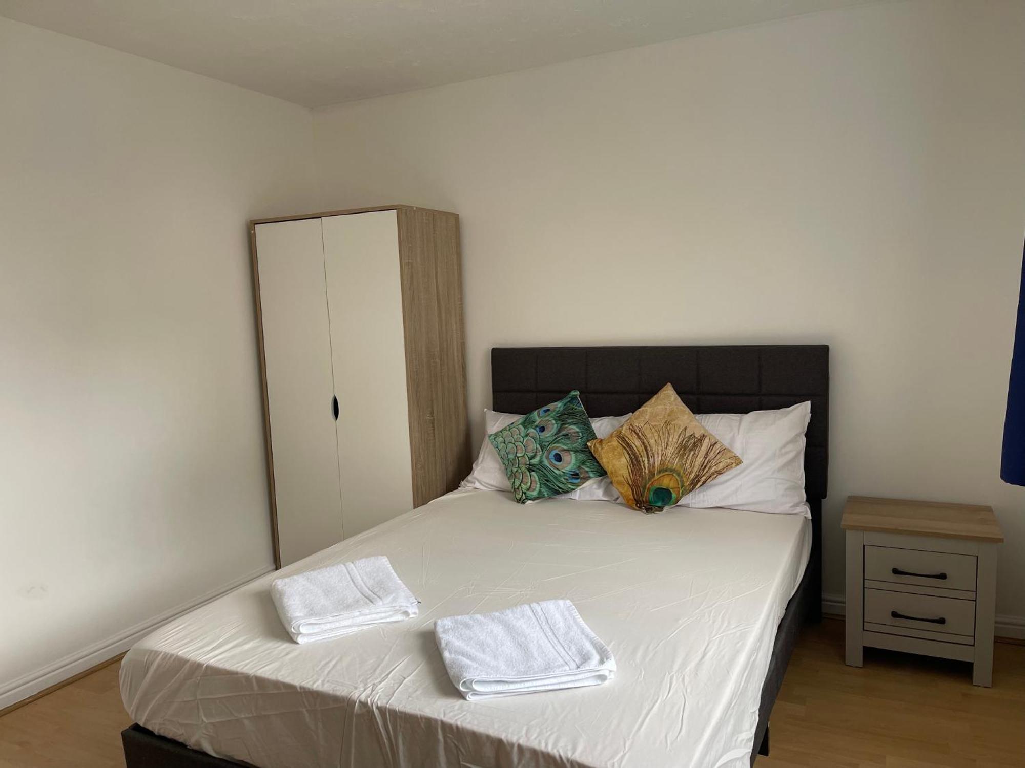 2bed Cozy Spacious - 15min To Canary Wharf O2 Excel