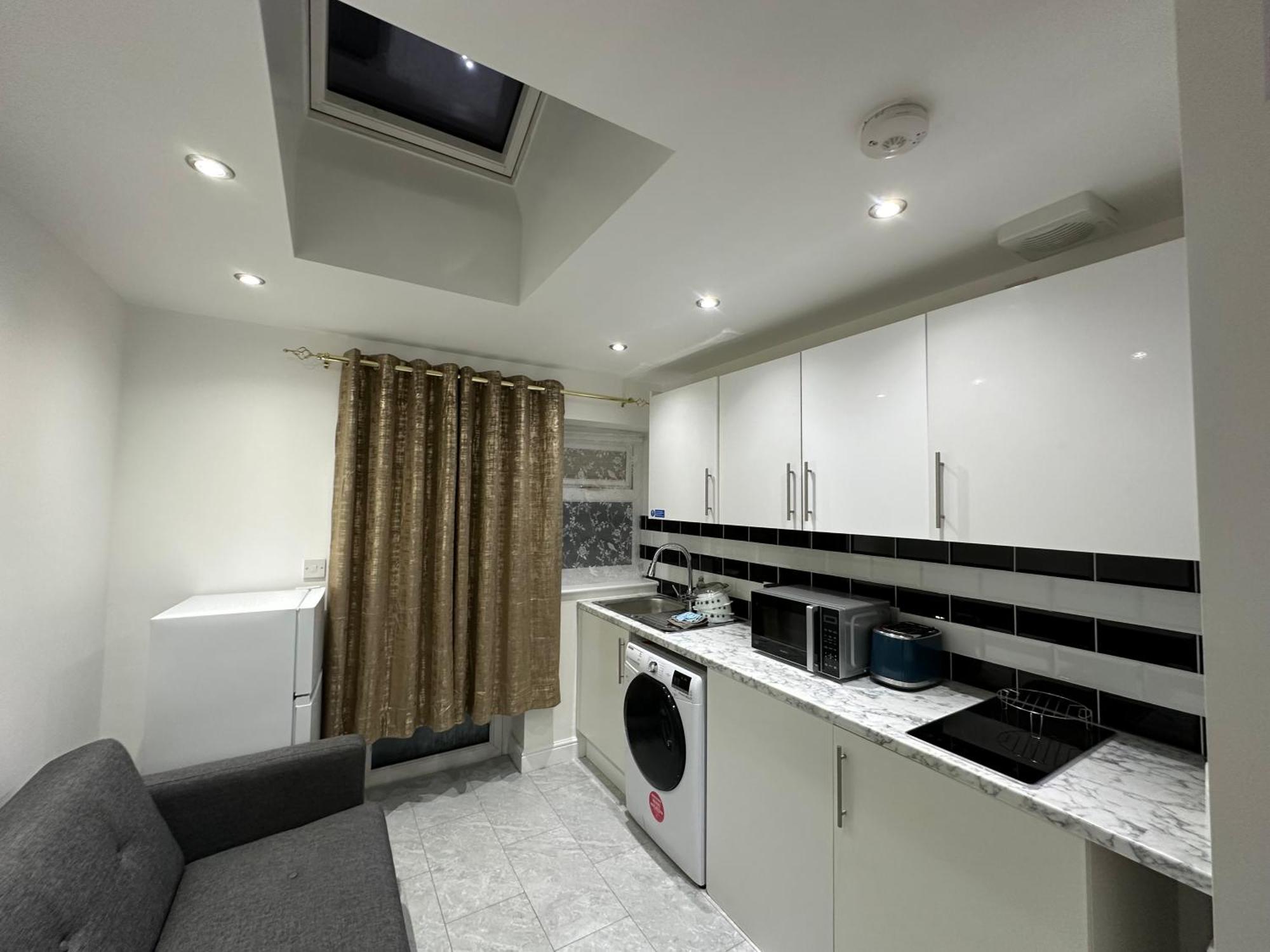 Smart Cosy/small Double In Oakridge Road Bromley Gasthof London
