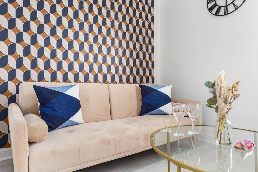 Apartamento The Holloway Suite- Longterm 15% Off Sleeps4 *