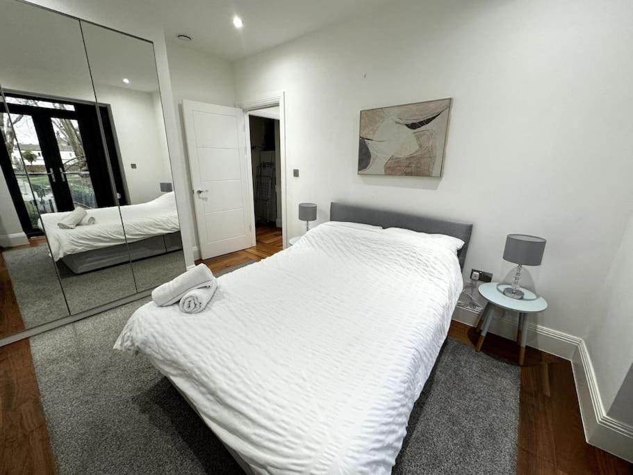Modern Majesty 3 Bed 3 Bath House In *