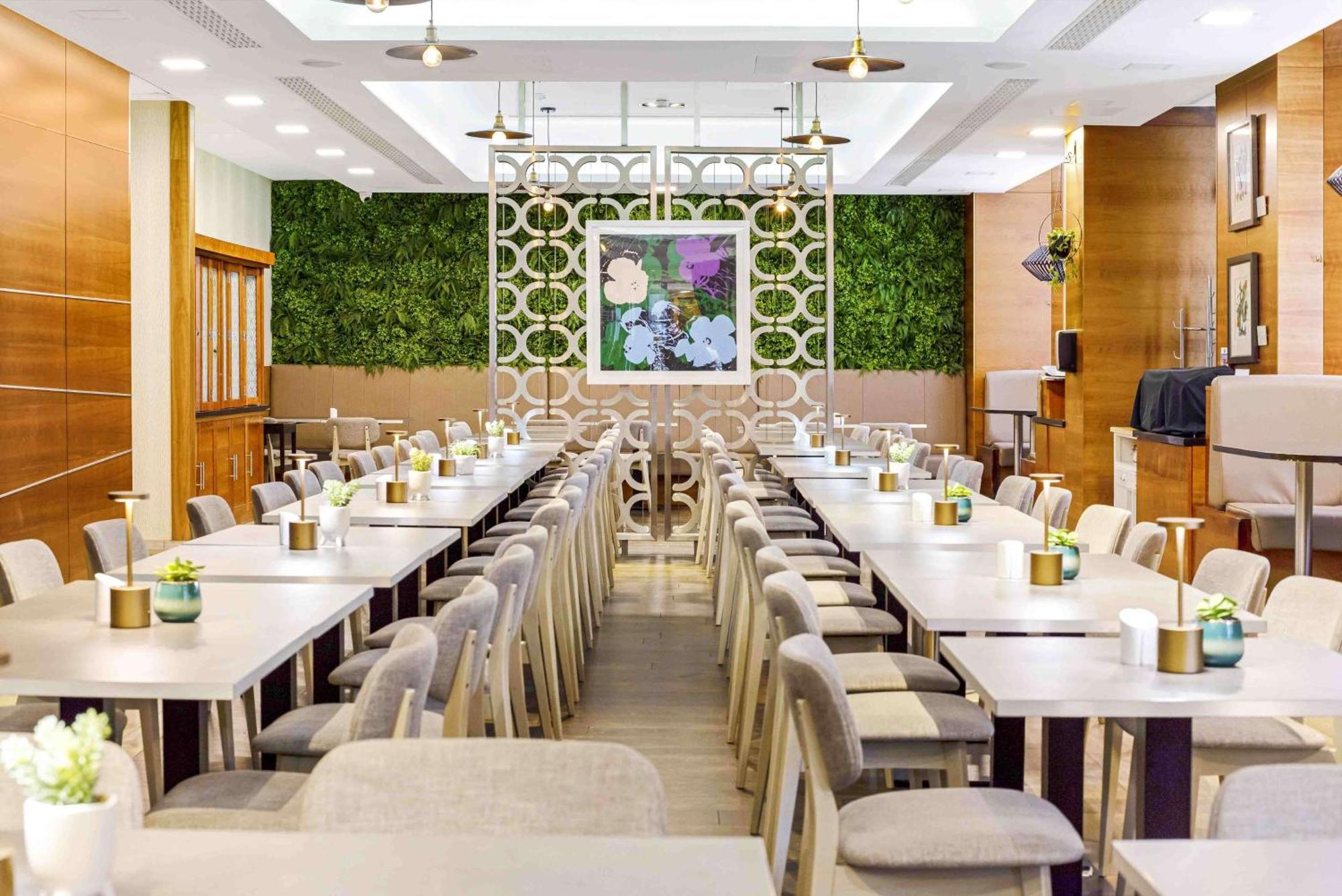 Doubletree By Hilton Kensington Hotel London