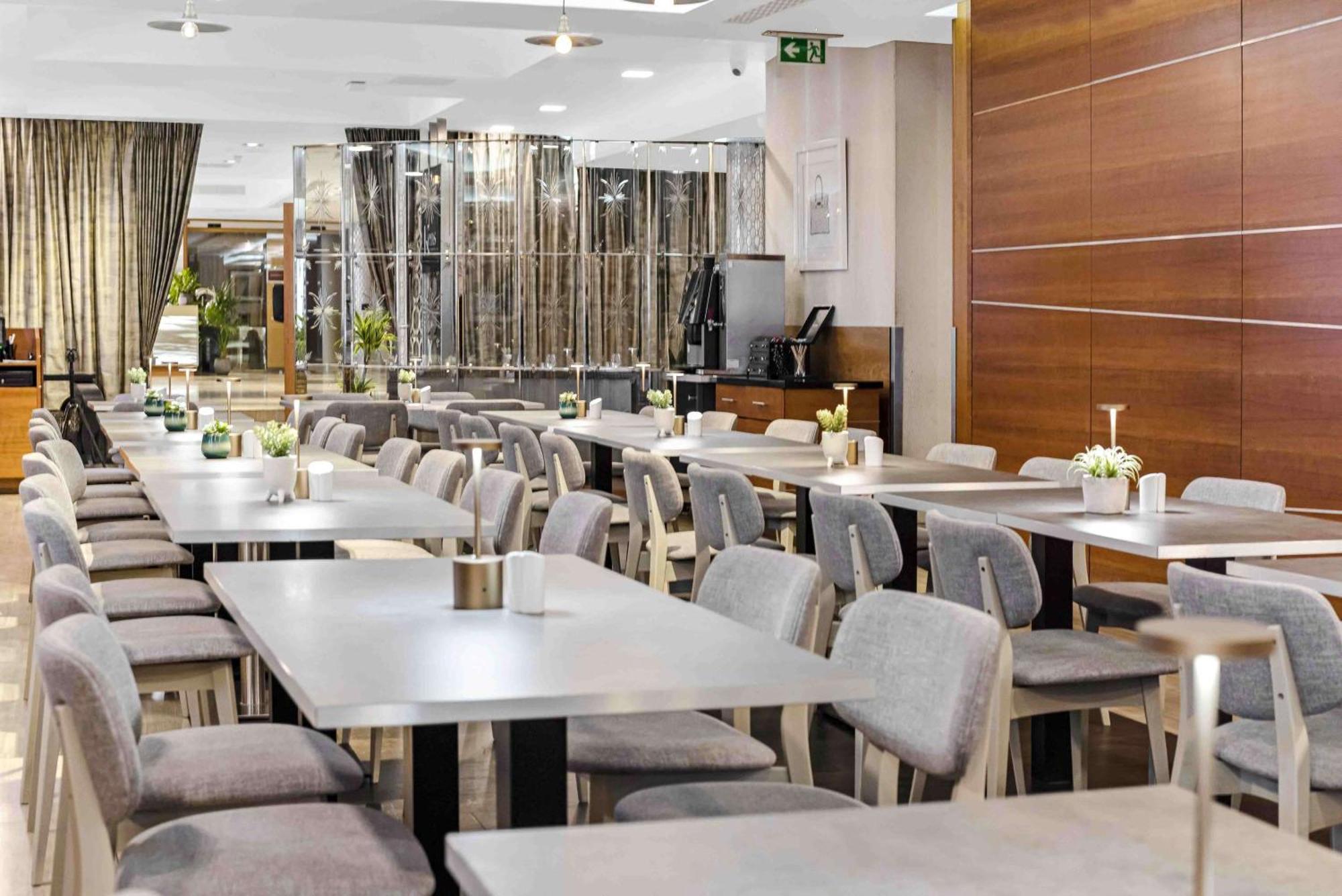 Hotel Doubletree By Hilton Kensington 4*