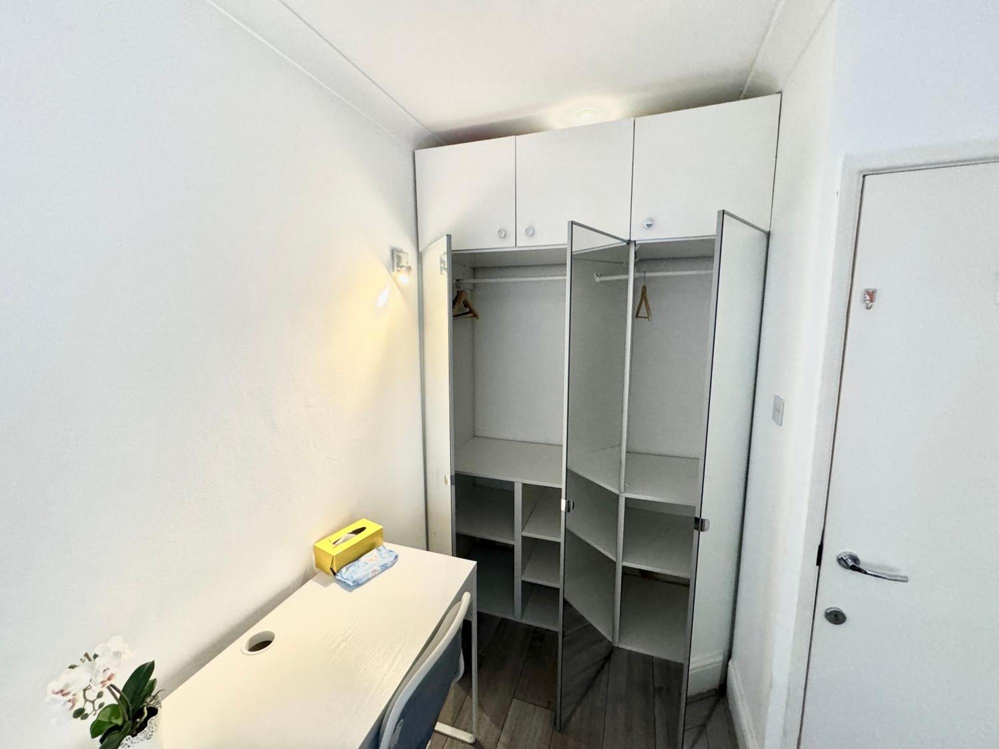 Gasthof Downtown Chic Private Bedrooms In King's Cross 4 London