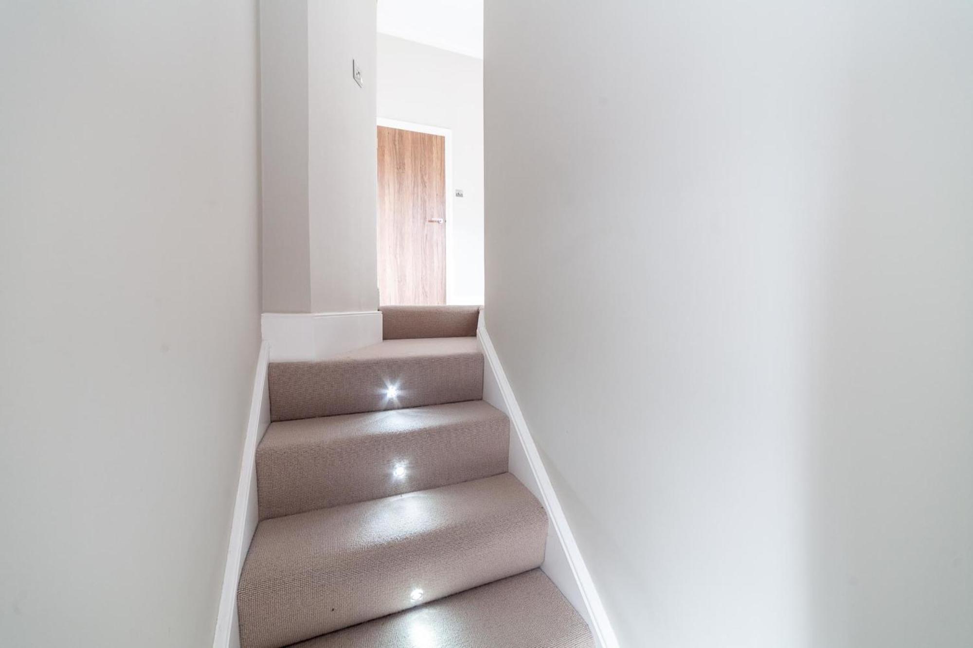 Elegant Chelsea Hideaway Apartment London