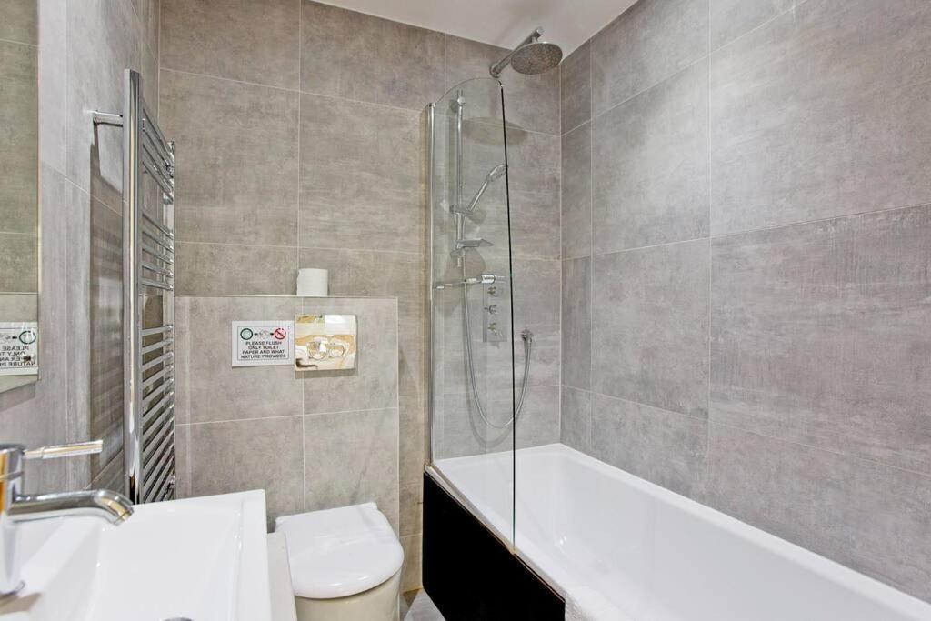 F1 Outstanding 1 Bed Duplex Apartment London