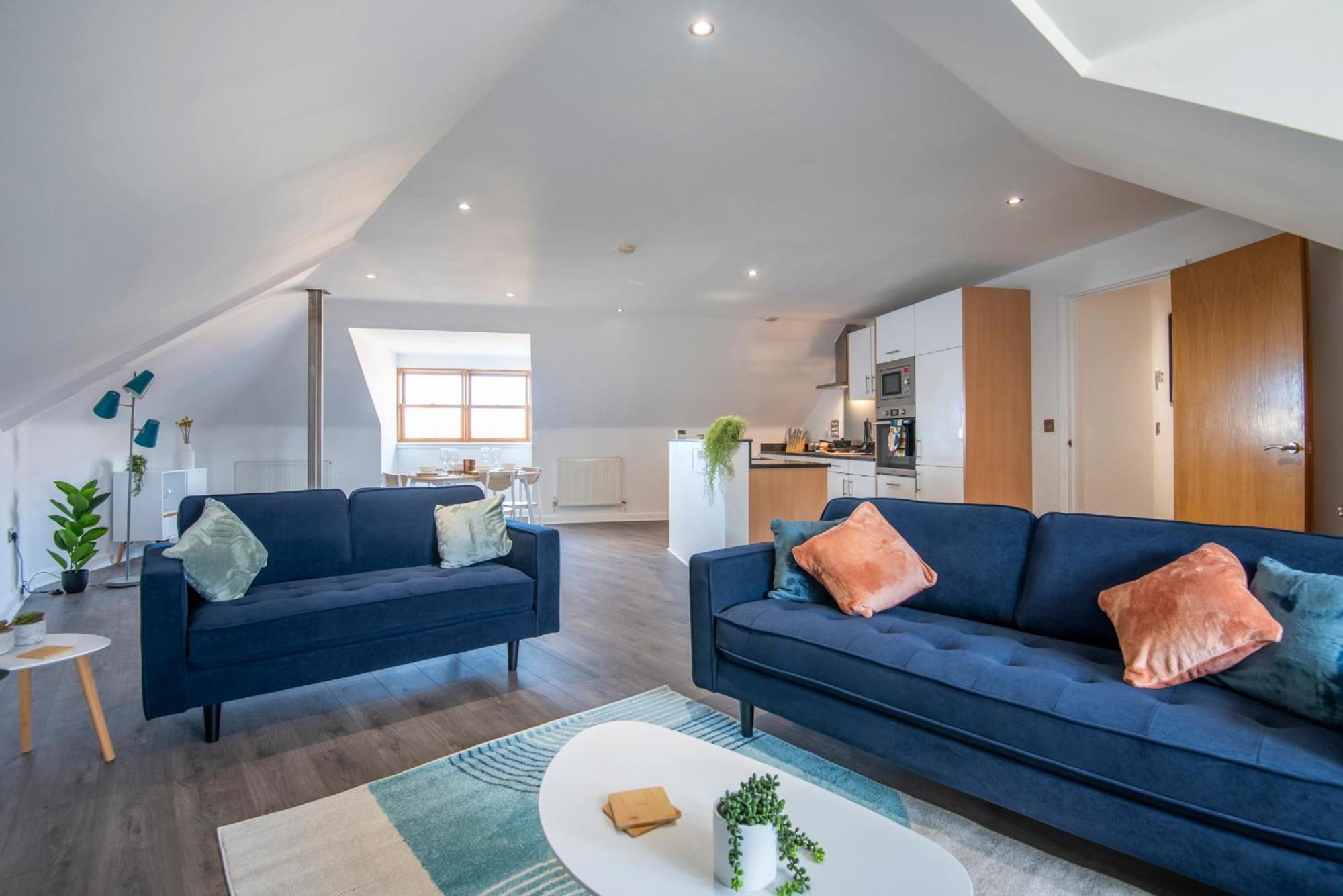 The Loft - Spacious Luxury 2 Bed 2 Bath With Free Secure Parking And Tube Close By Apartment *