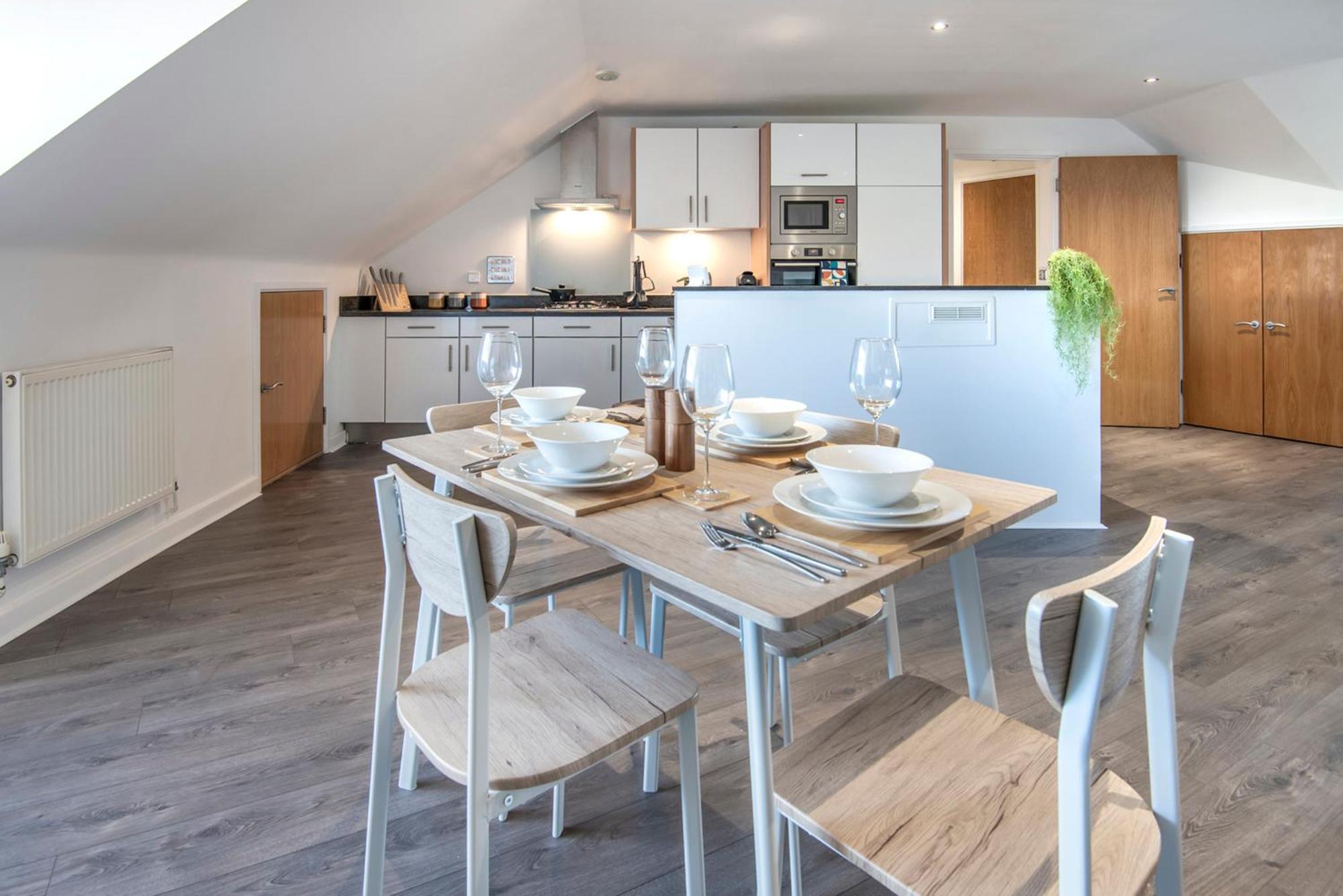 The Loft - Spacious Luxury 2 Bed 2 Bath With Free Secure Parking And Tube Close By Apartment *