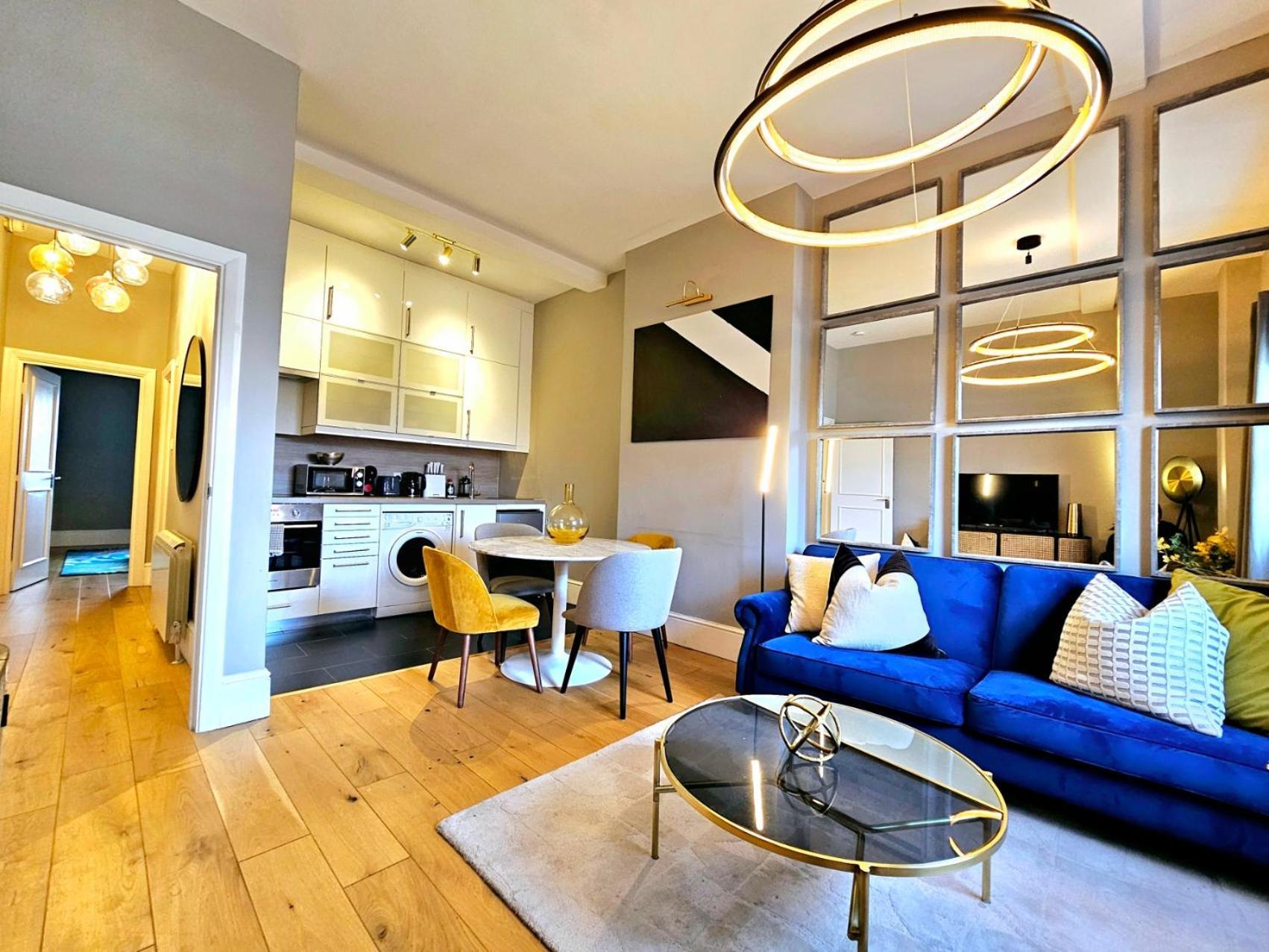 Apartment Gorgeous Hyde Park With Elevator Access By Tube Metro Stations London