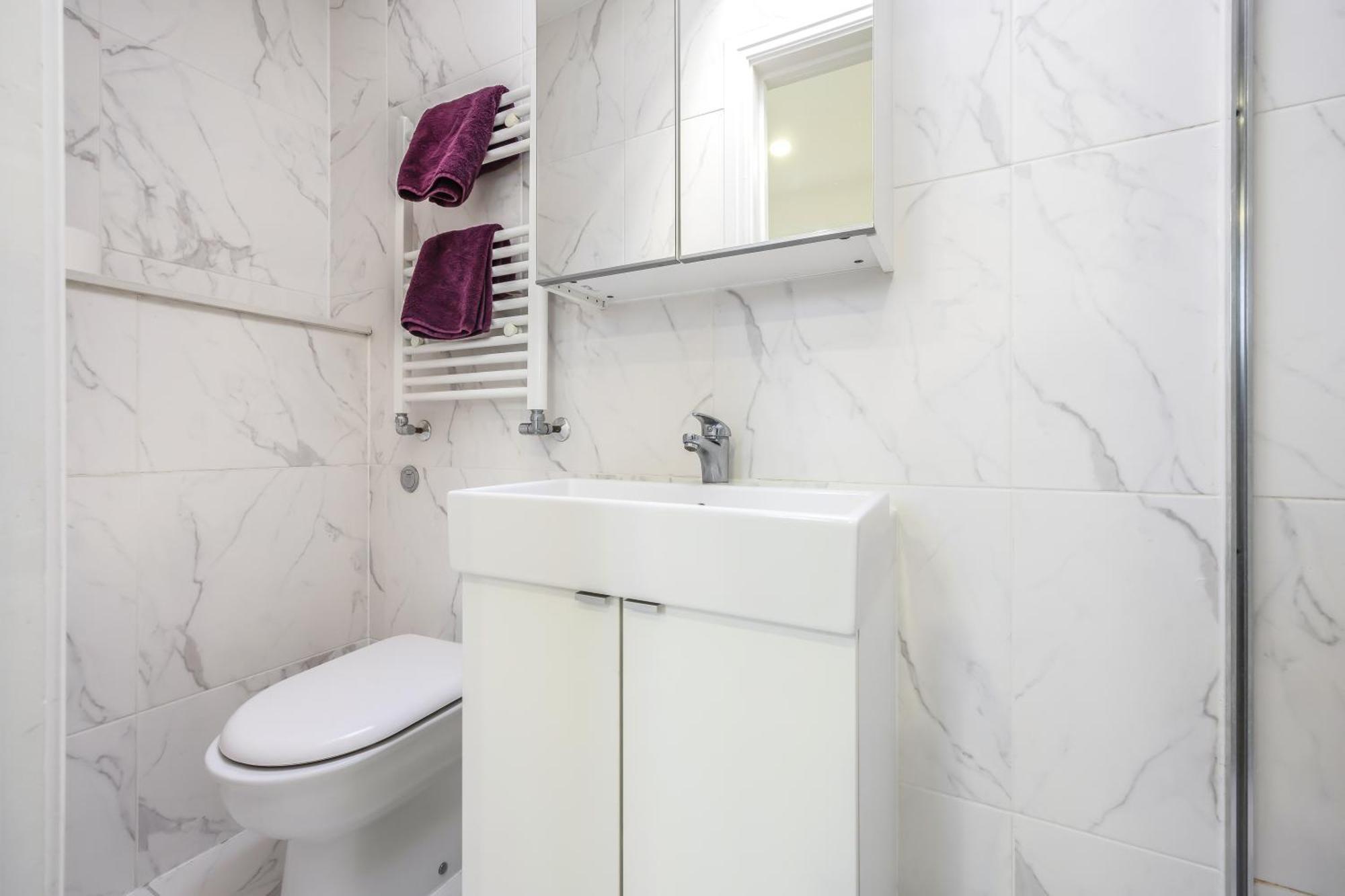 Apartamento Spacious Near Hammersmith Staion Londres
