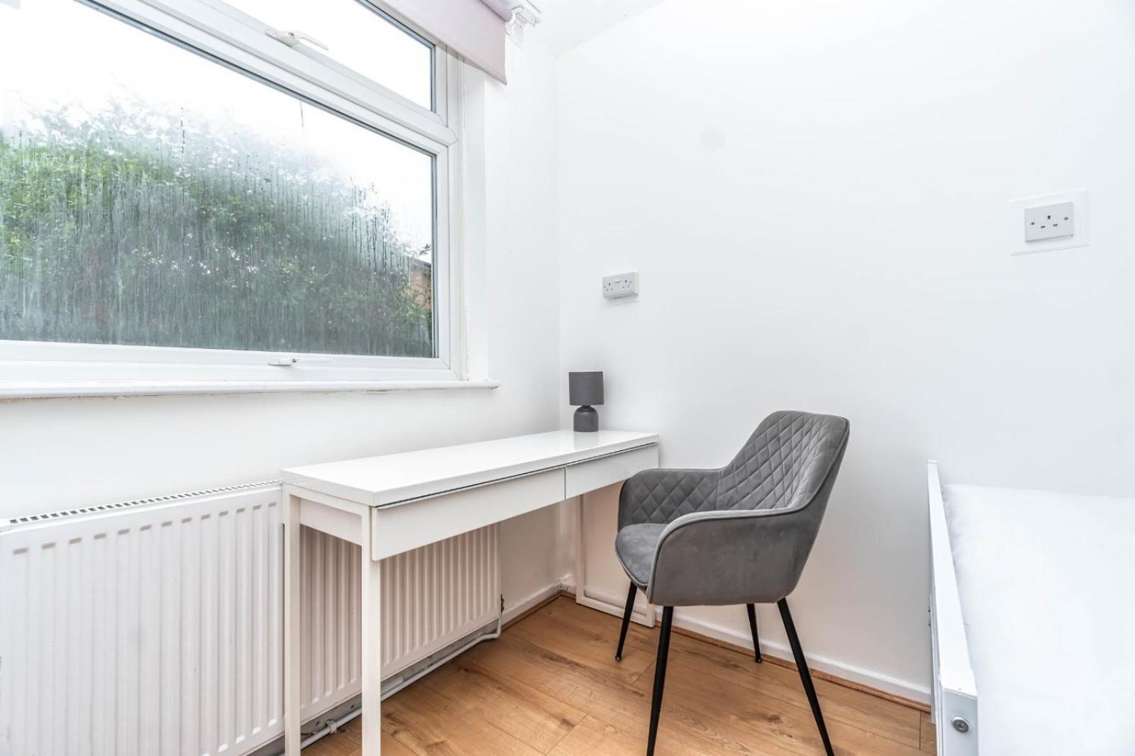 Bright In Hackney Guest house *
