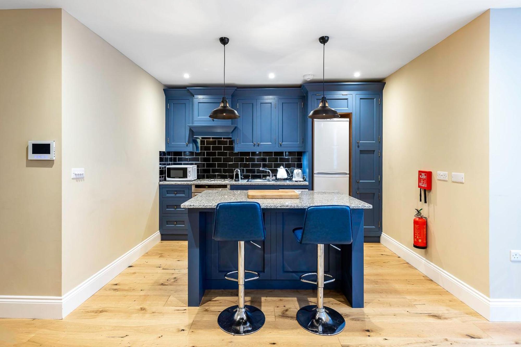 Colourful Near Clapham Common! Apartment