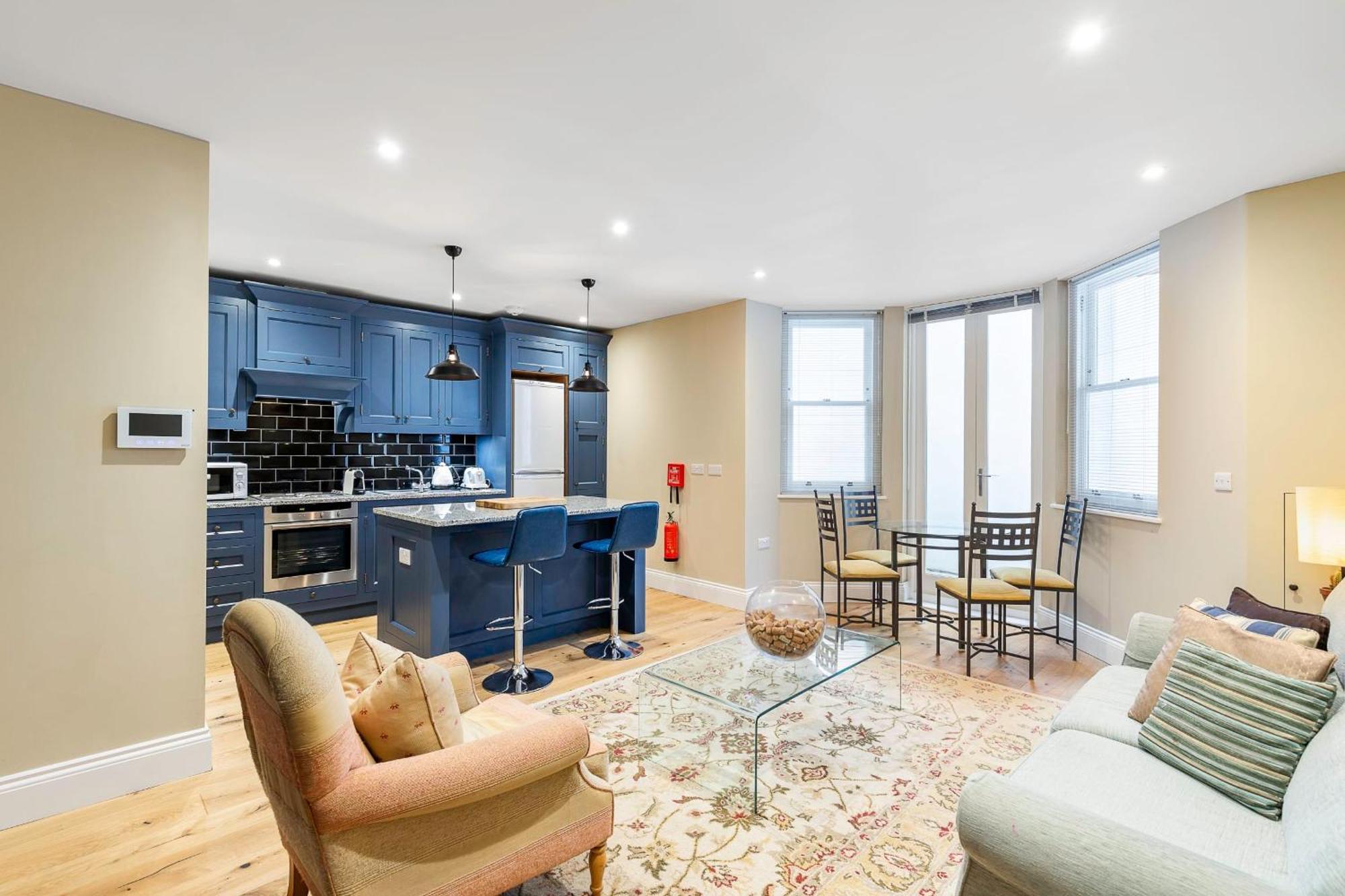 Colourful Near Clapham Common! Apartment London