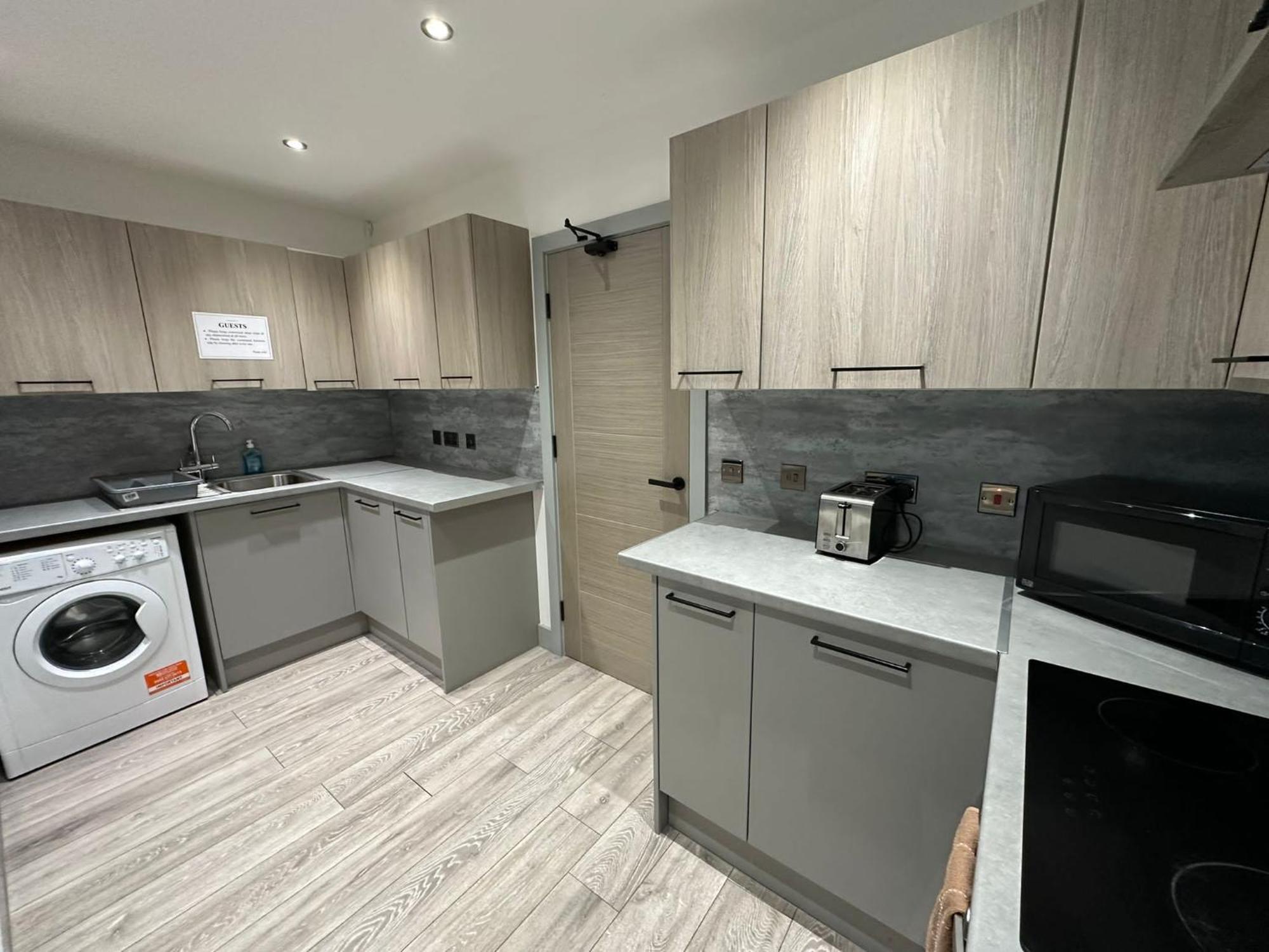 New Cross Suites -se14 * London