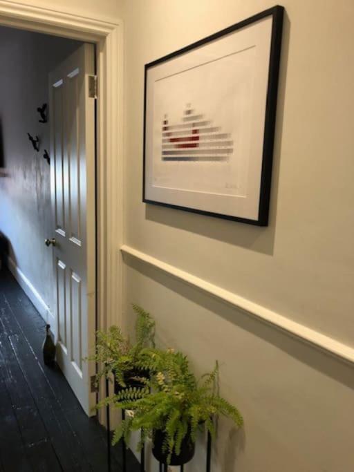 Stunning Modern Large 5 Bed House Willesden London