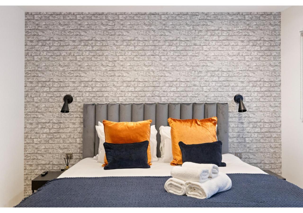 Comfortable Flat In The Heart Of * London