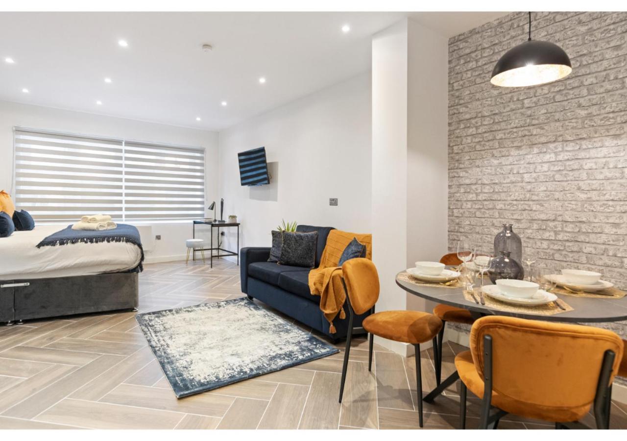 Comfortable Flat In The Heart Of * London